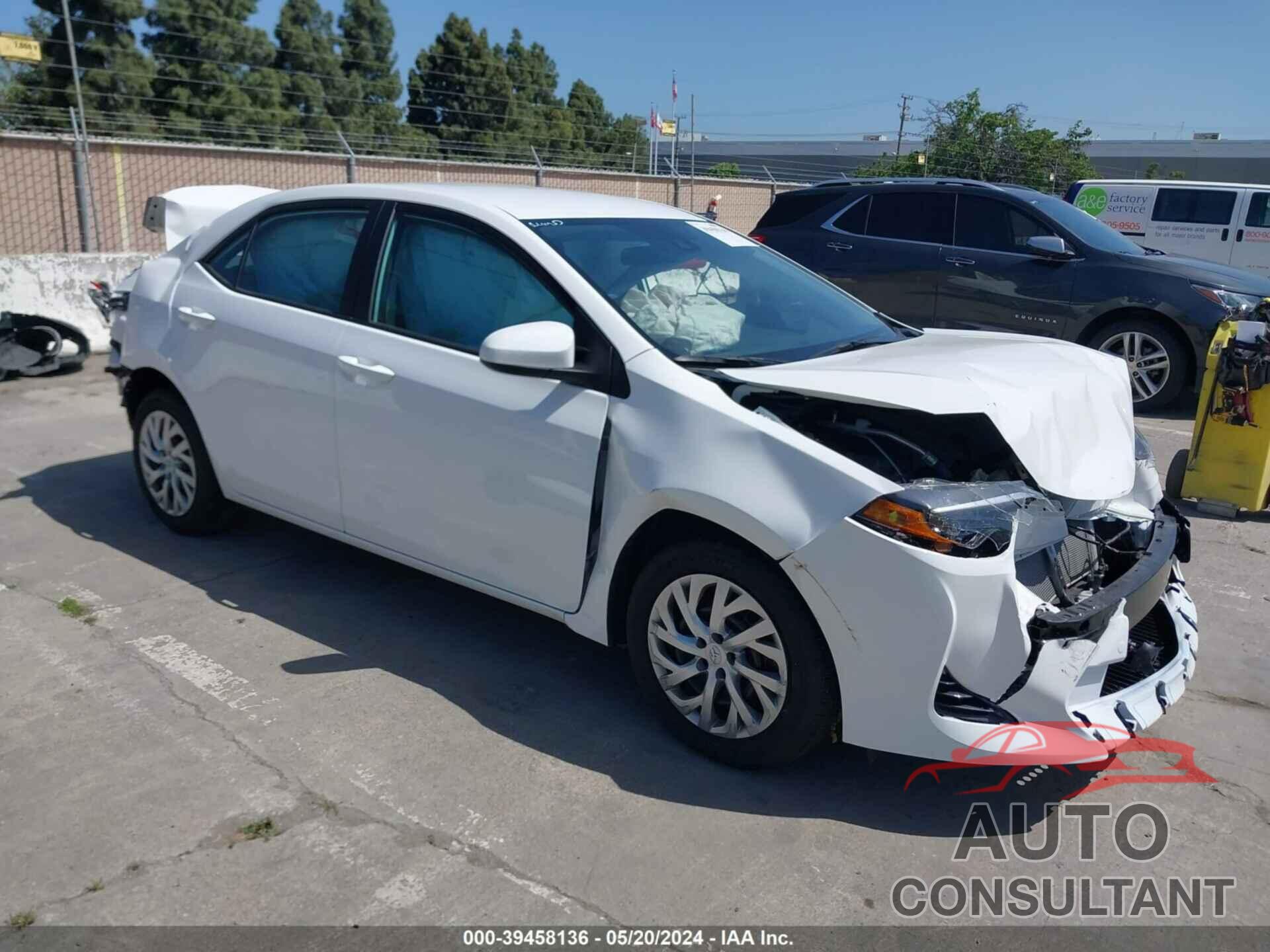 TOYOTA COROLLA 2018 - 2T1BURHE3JC116267