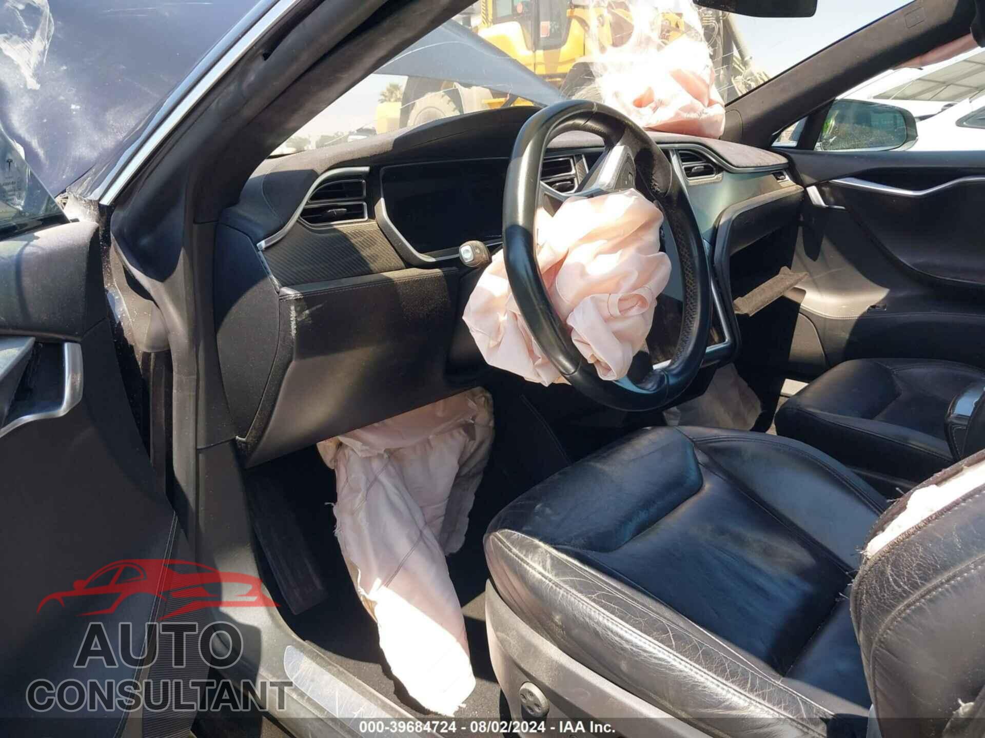 TESLA MODEL S 2016 - 5YJSA1E48GF129459