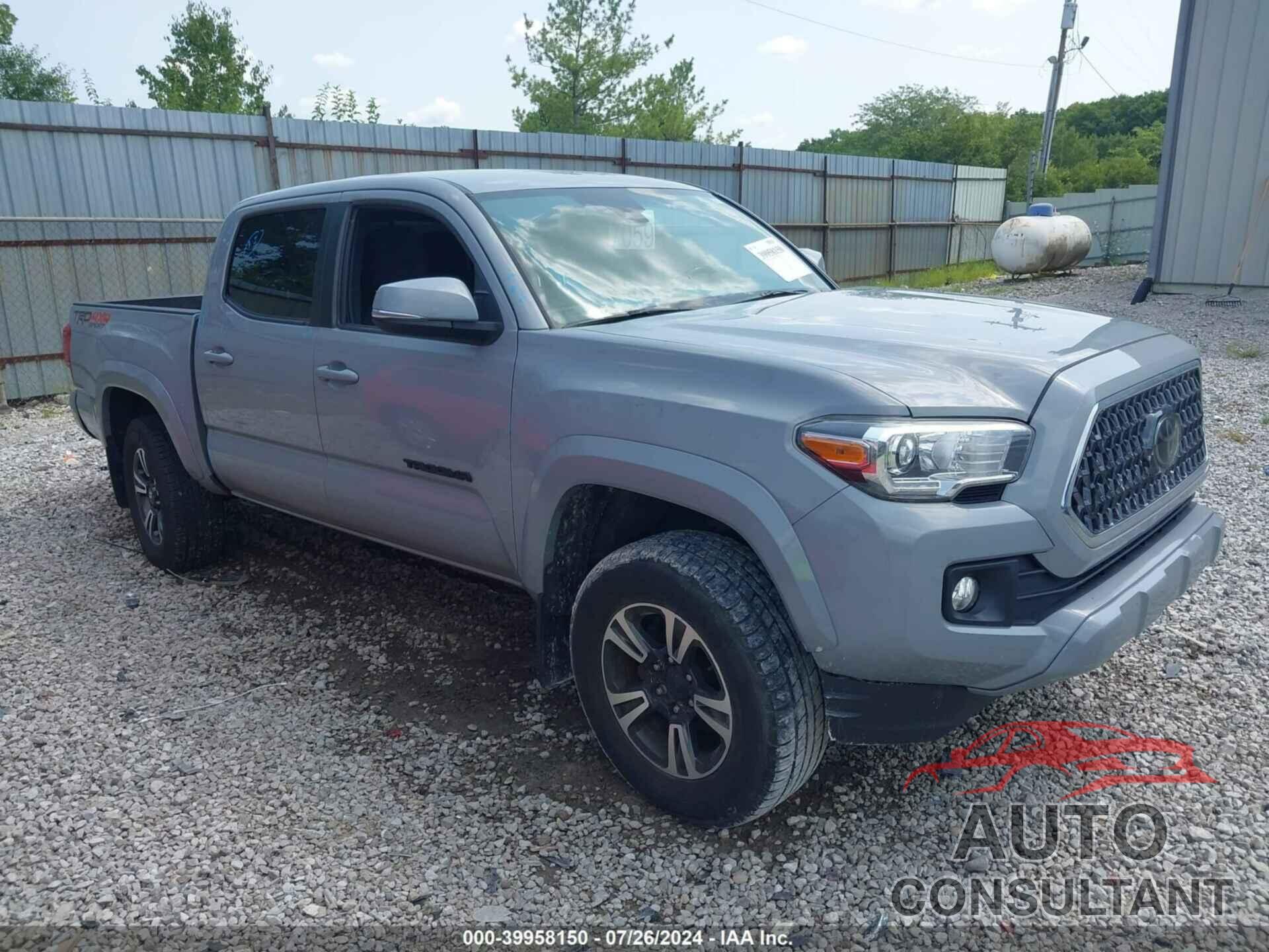 TOYOTA TACOMA 2018 - 5TFCZ5AN2JX137833