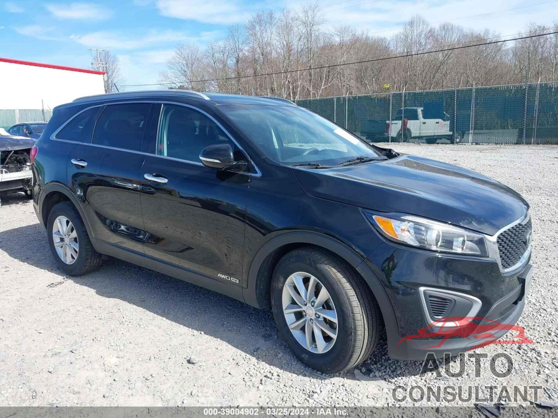 KIA SORENTO 2017 - 5XYPGDA57HG217207