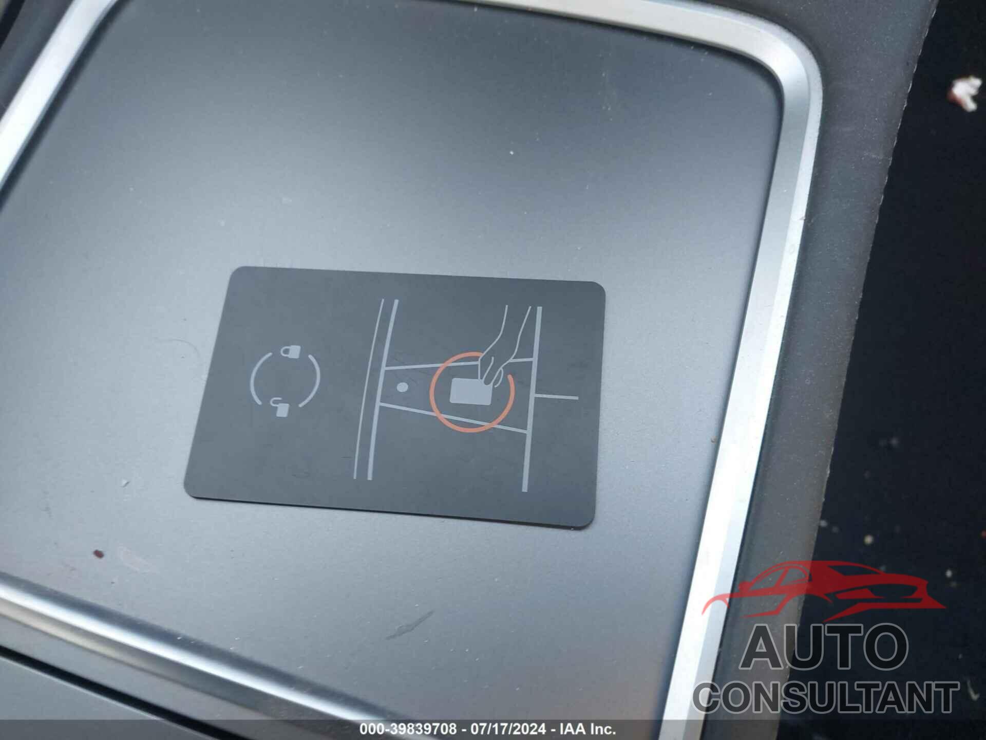 TESLA MODEL 3 2023 - 5YJ3E1ECXPF711000