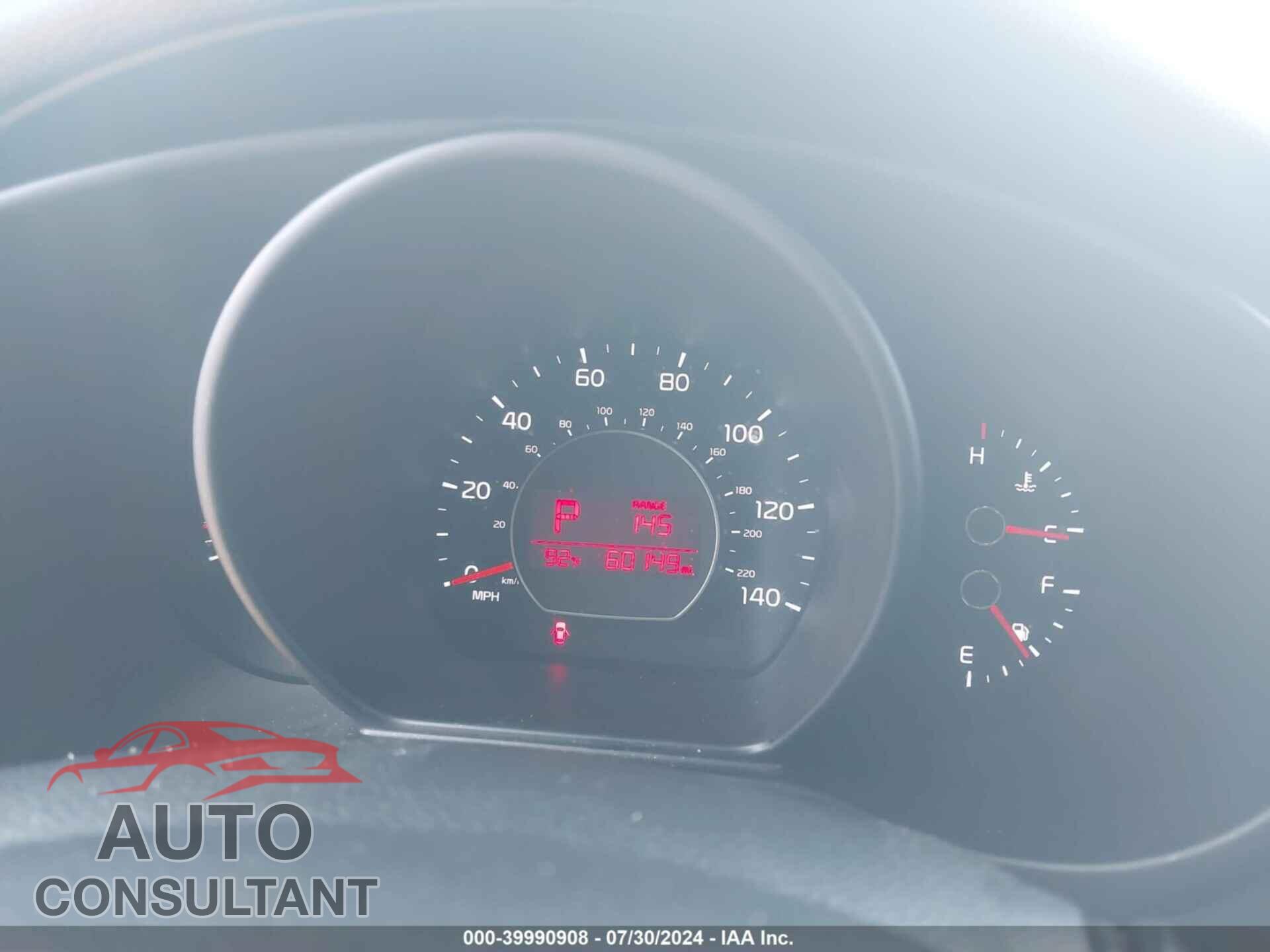 KIA SOUL 2017 - KNDJN2A27H7877458