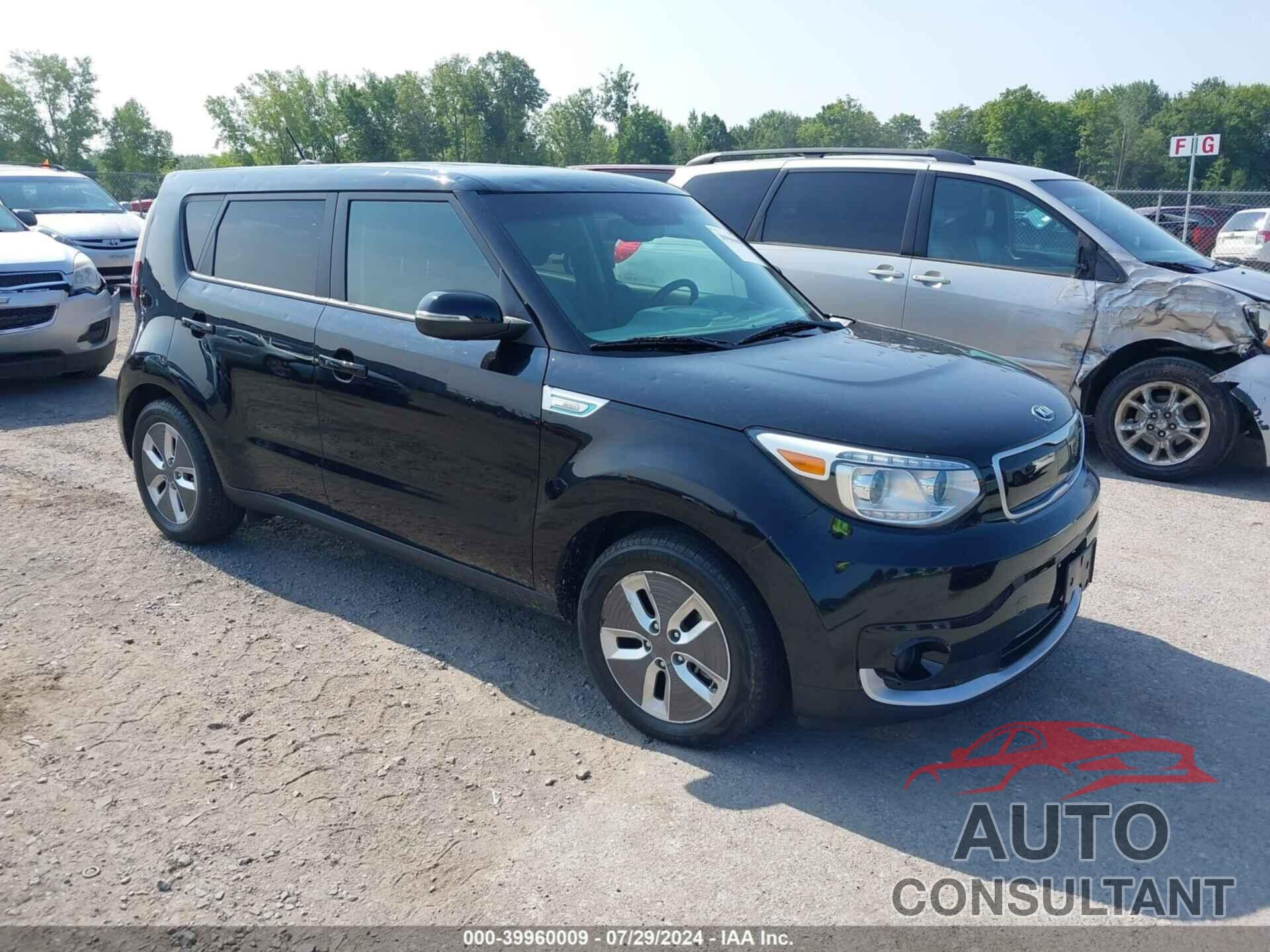 KIA SOUL EV 2018 - KNDJP3AE1J7029169