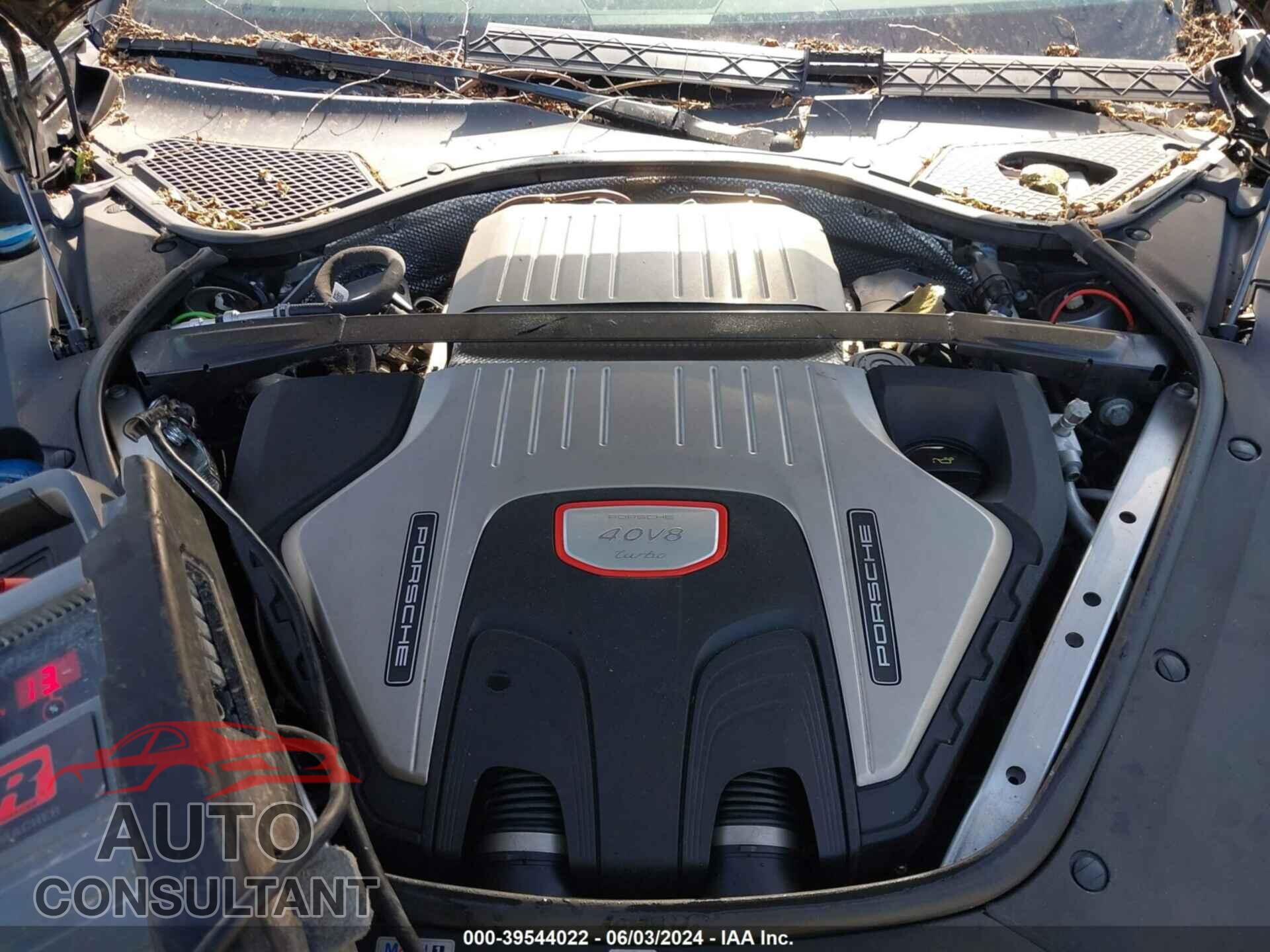 PORSCHE PANAMERA 2018 - WP0AF2A73JL140599