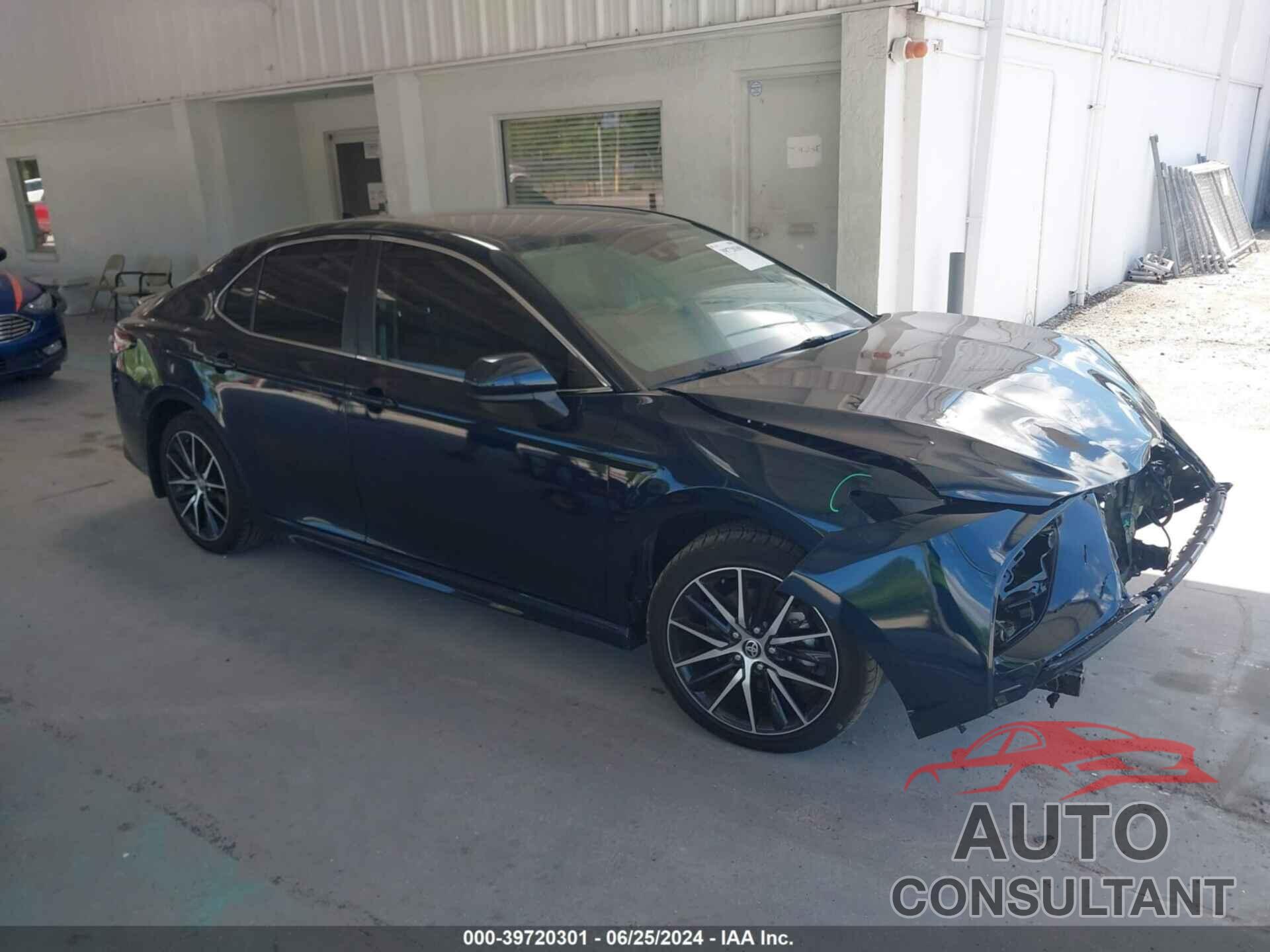 TOYOTA CAMRY 2021 - 4T1G11AK7MU529148