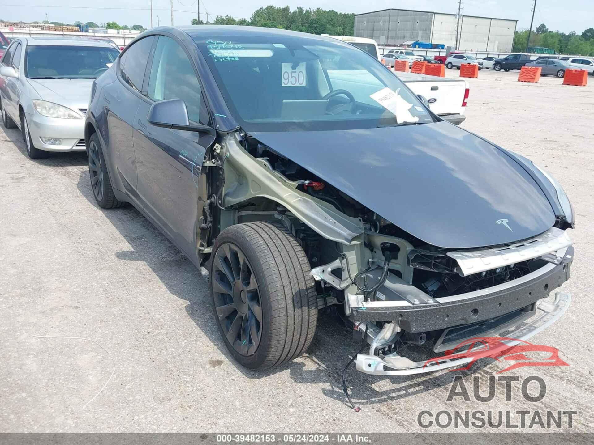 TESLA MODEL Y 2023 - 7SAYGDEE4PA159092