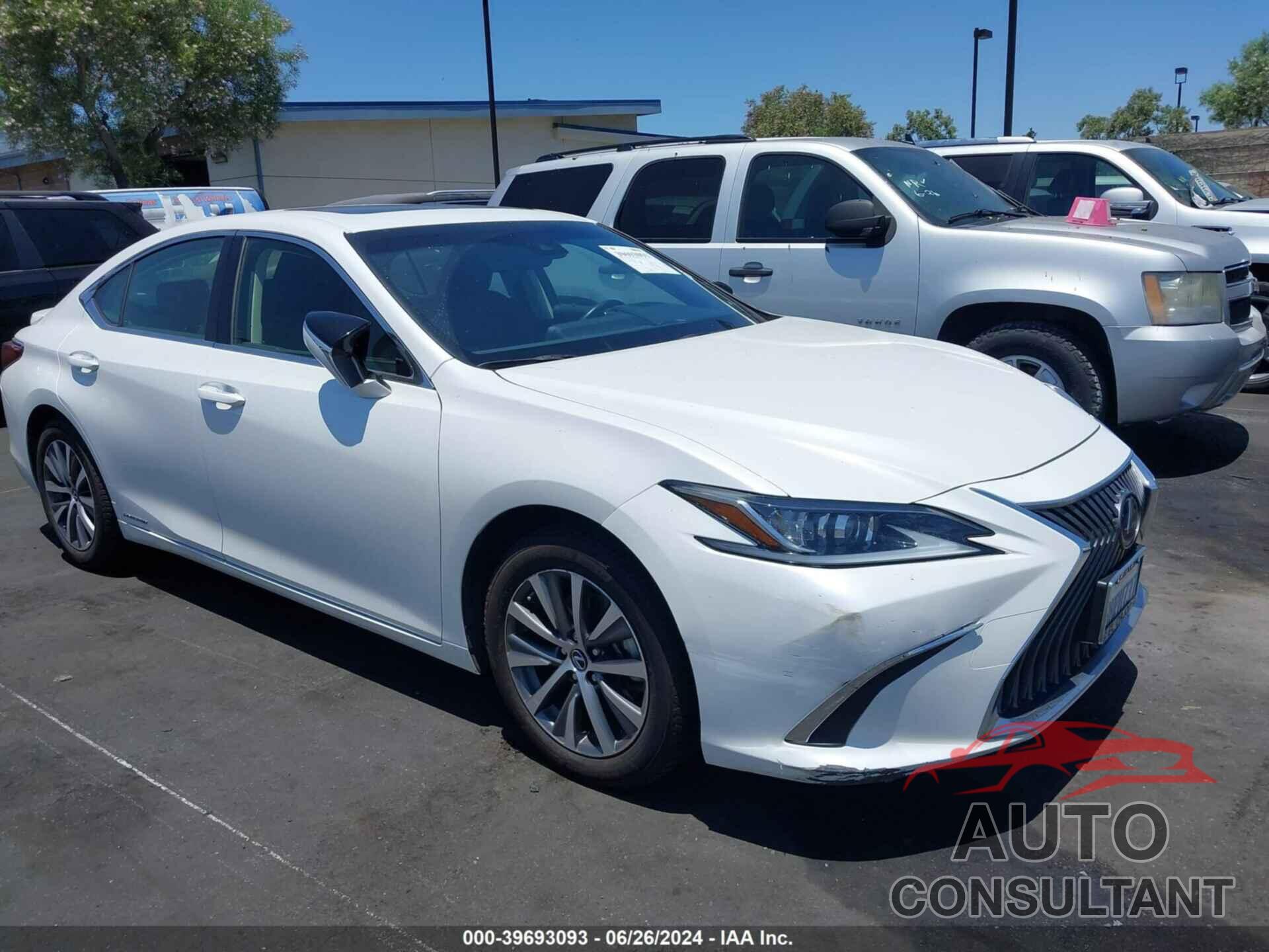 LEXUS ES 300H 2019 - JTHB21B15K2024363