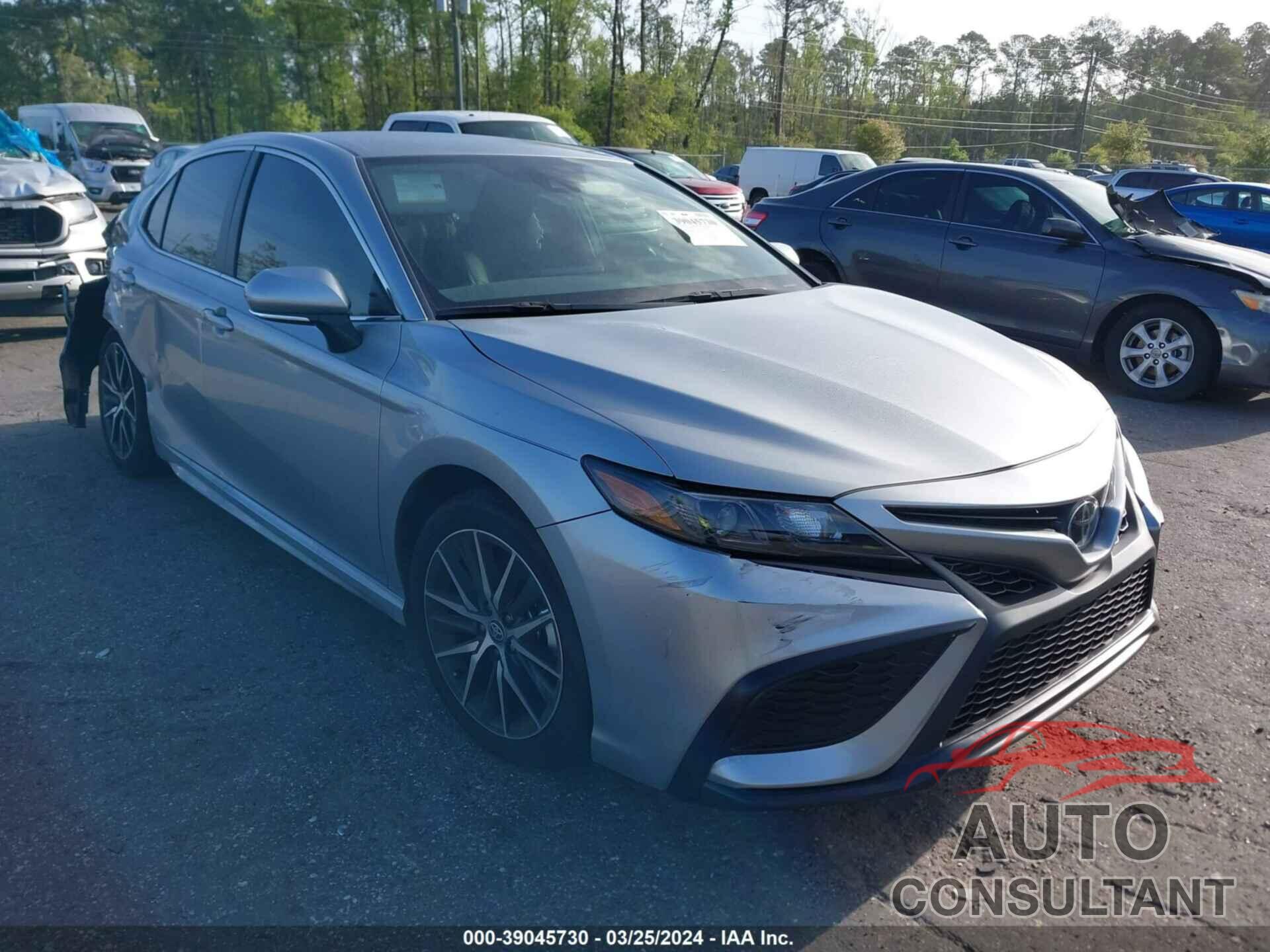 TOYOTA CAMRY 2024 - 4T1G11AK0RU883066