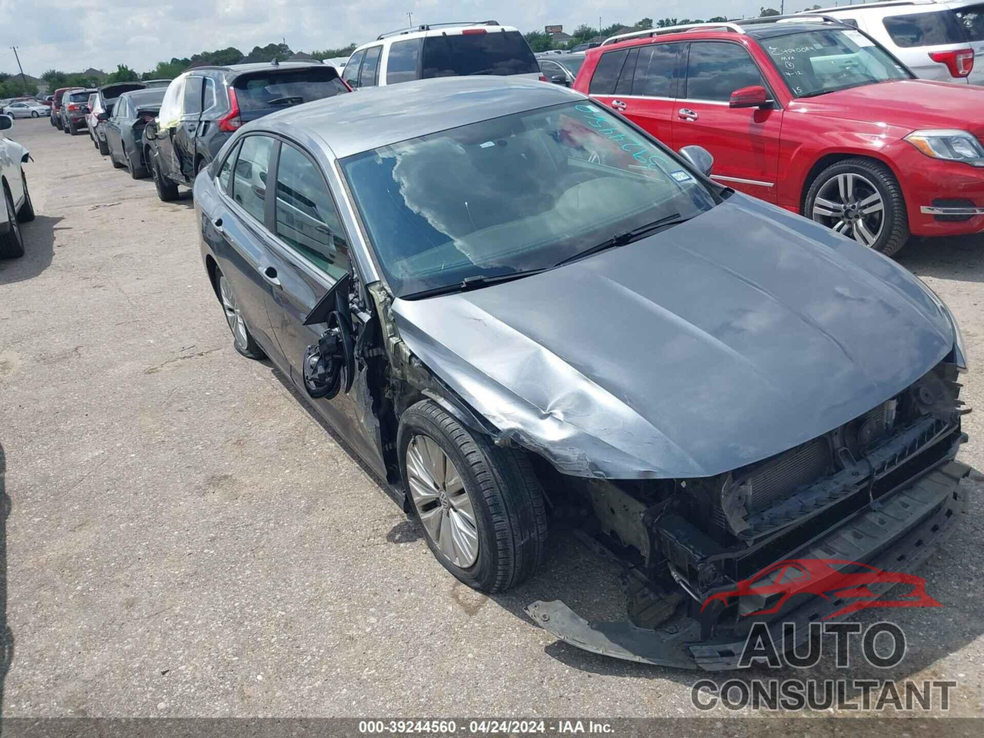 VOLKSWAGEN JETTA 2019 - 3VWCB7BU4KM192245