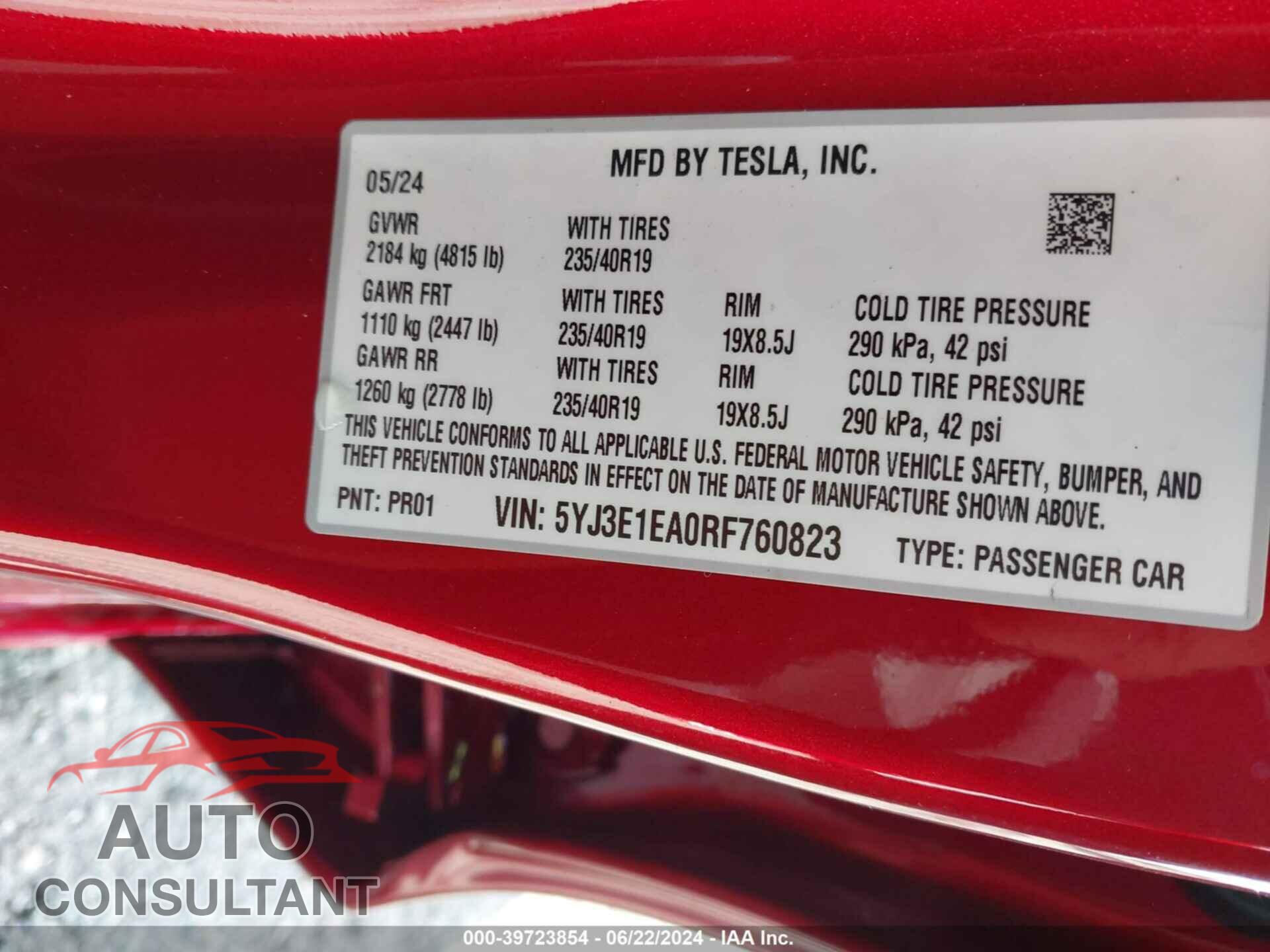 TESLA MODEL 3 2024 - 5YJ3E1EA0RF760823