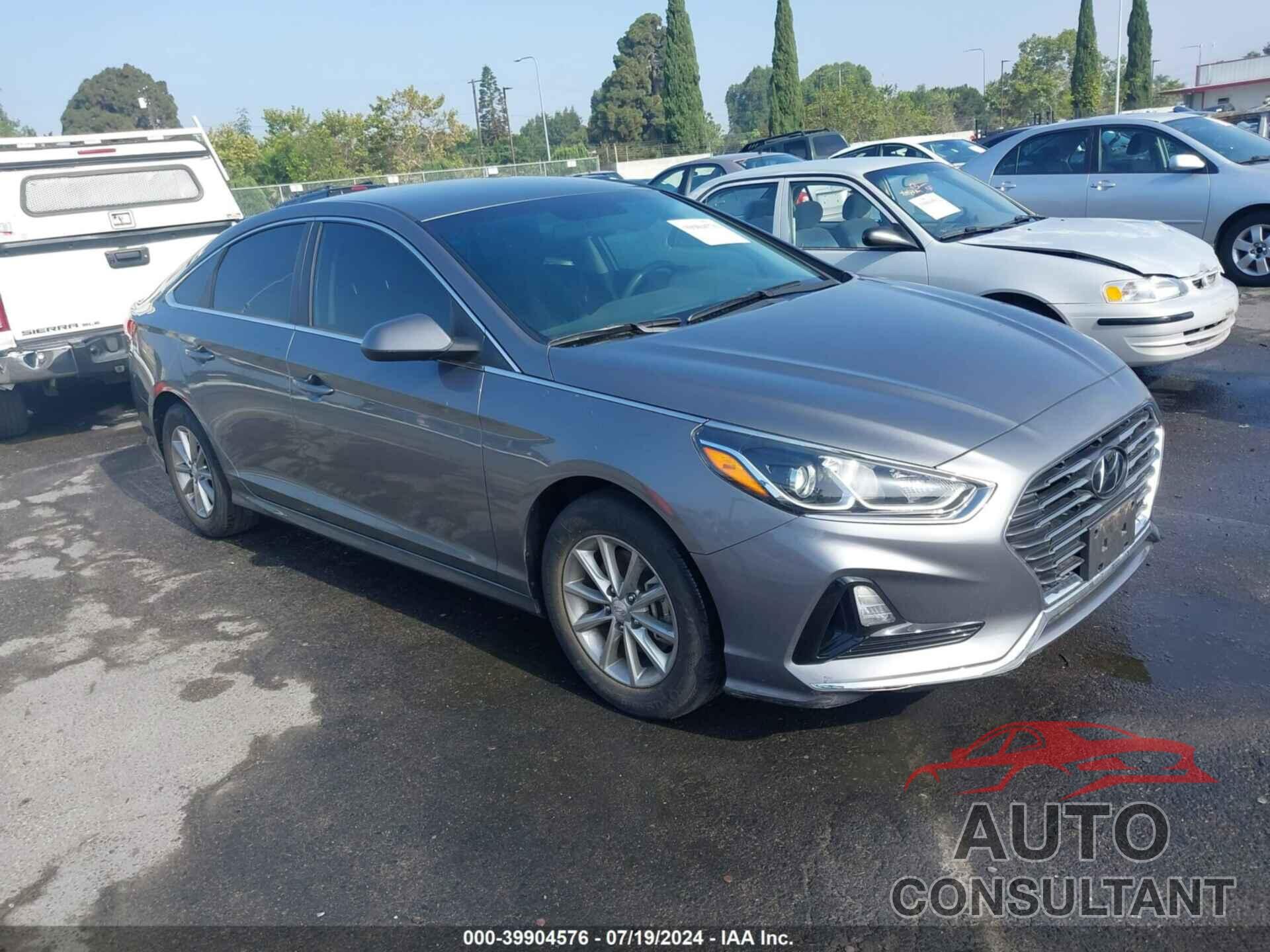 HYUNDAI SONATA 2018 - 5NPE24AF2JH688615