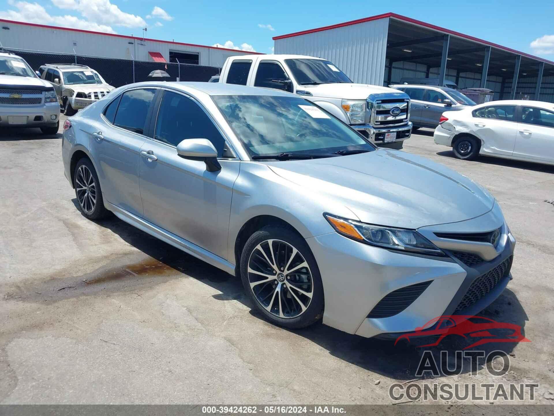 TOYOTA CAMRY 2019 - 4T1B11HK5KU807915