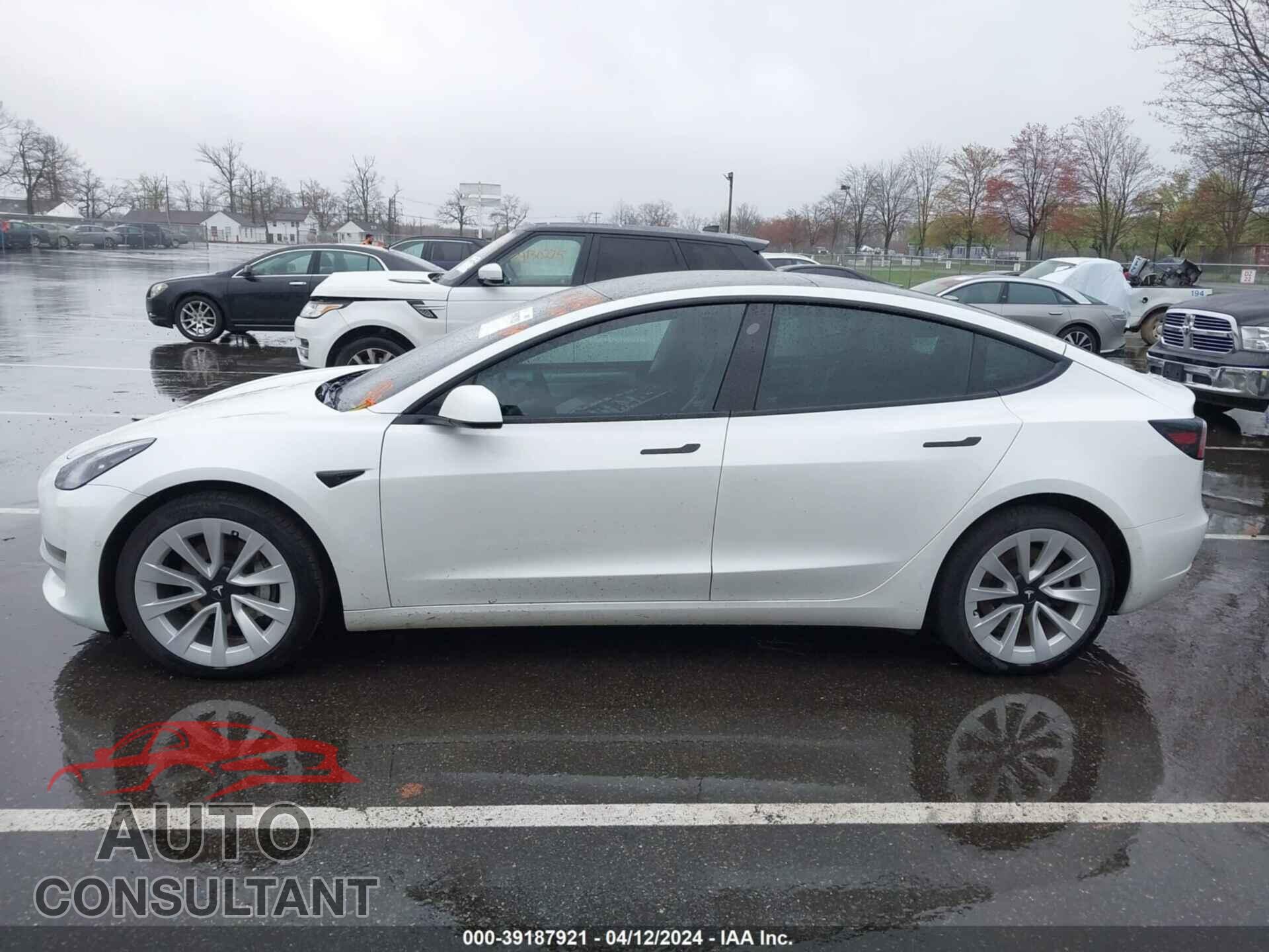 TESLA MODEL 3 2022 - 5YJ3E1EB6NF268364
