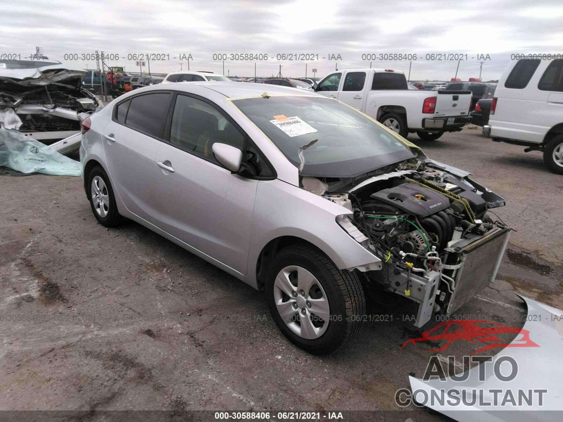 KIA FORTE 2018 - 3KPFK4A7XJE227521