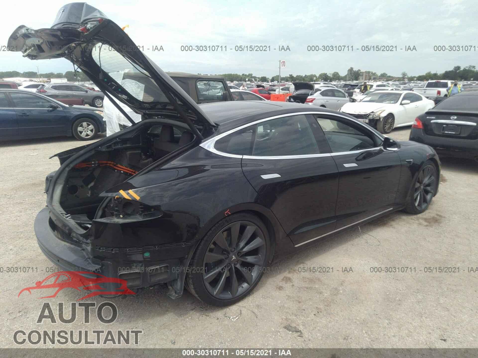 TESLA MODEL S 2017 - 5YJSA1E2XHF219275