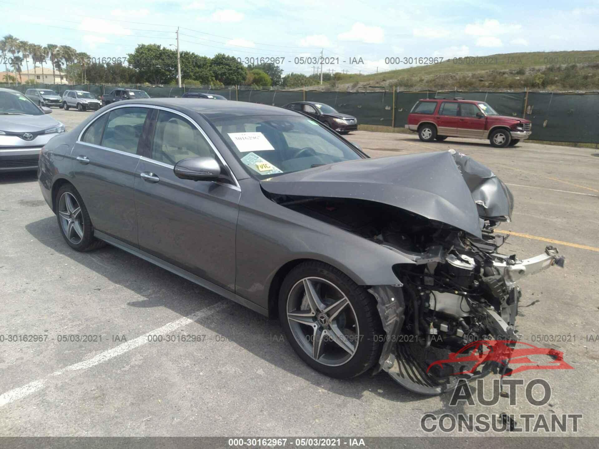 MERCEDES-BENZ E-CLASS 2018 - WDDZF4JB1JA373496