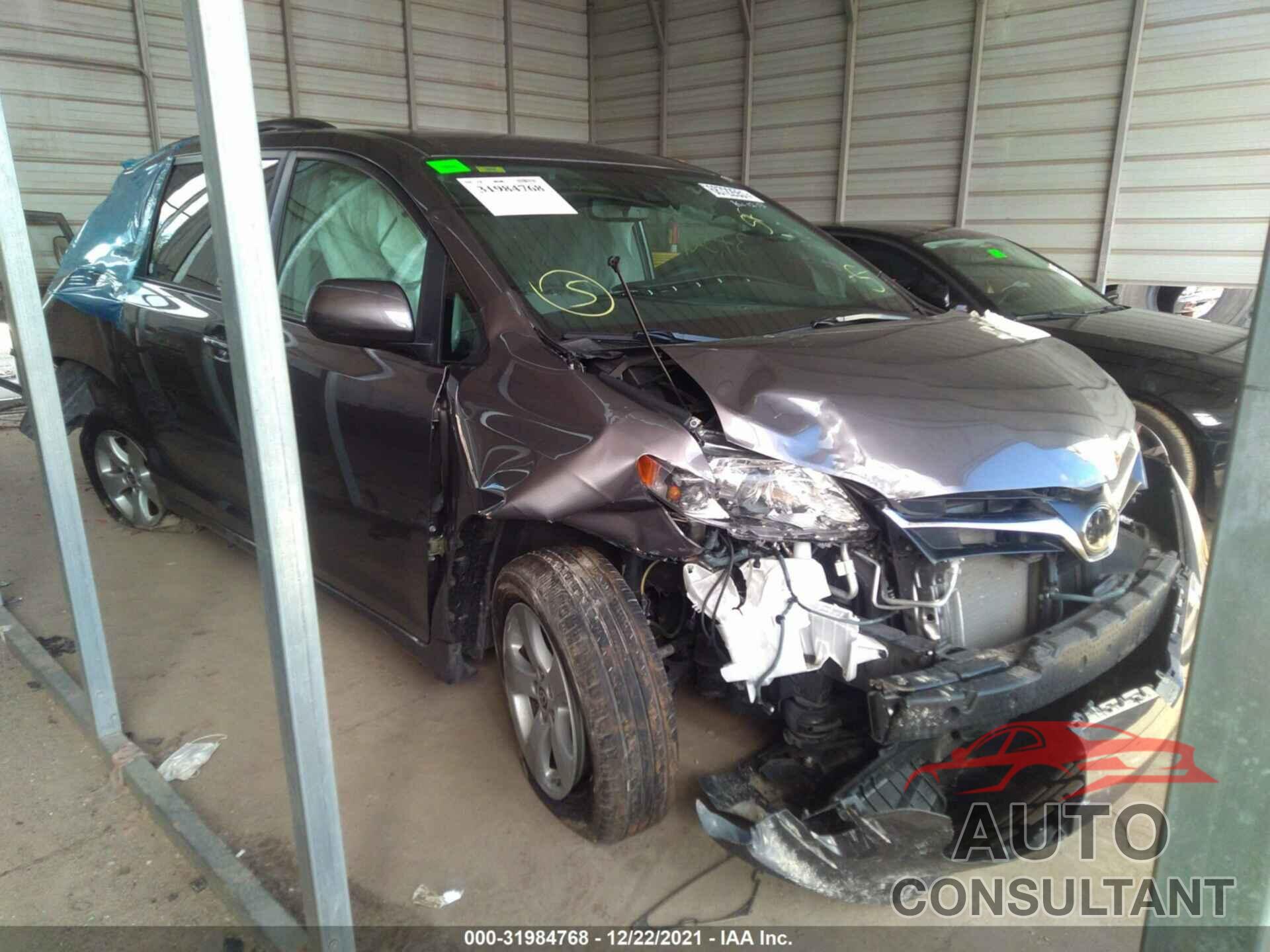 TOYOTA SIENNA 2020 - 5TDKZ3DC5LS061950