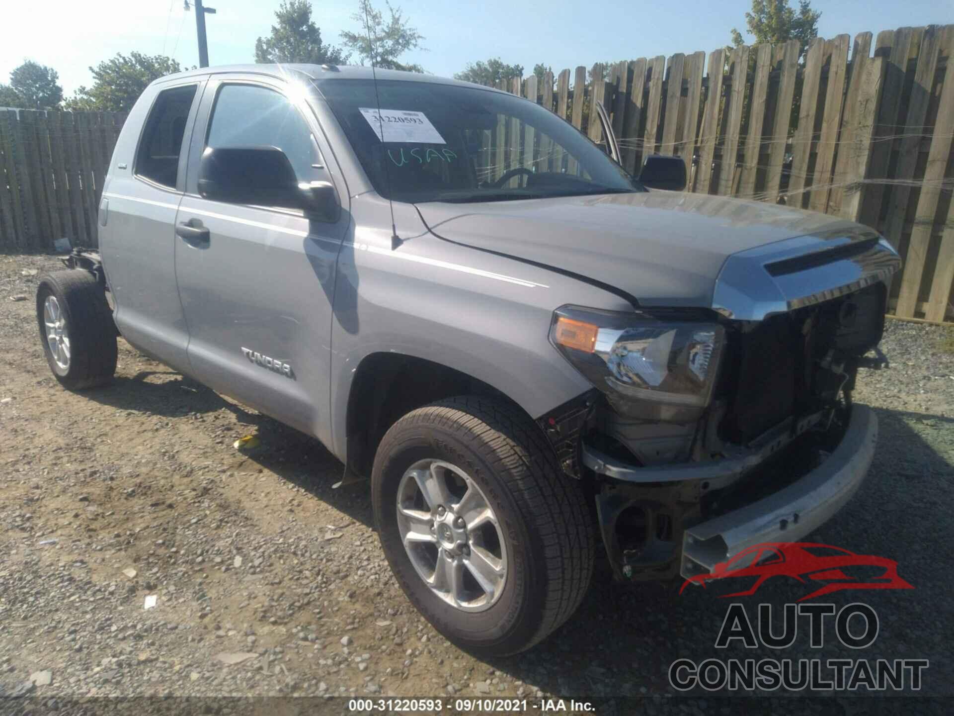 TOYOTA TUNDRA 4WD 2019 - 5TFUM5F12KX082584