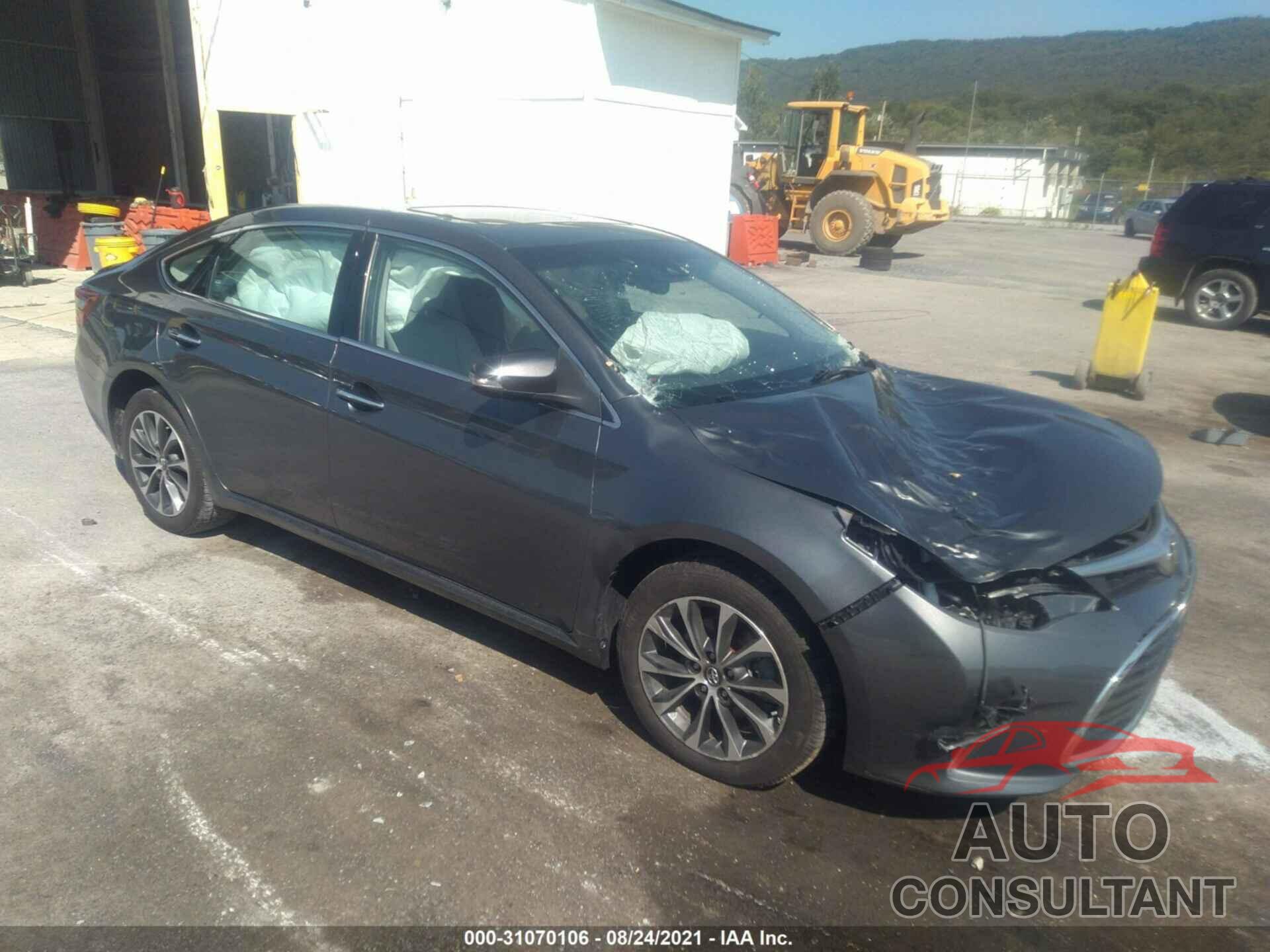 TOYOTA AVALON 2018 - 4T1BK1EB1JU265826