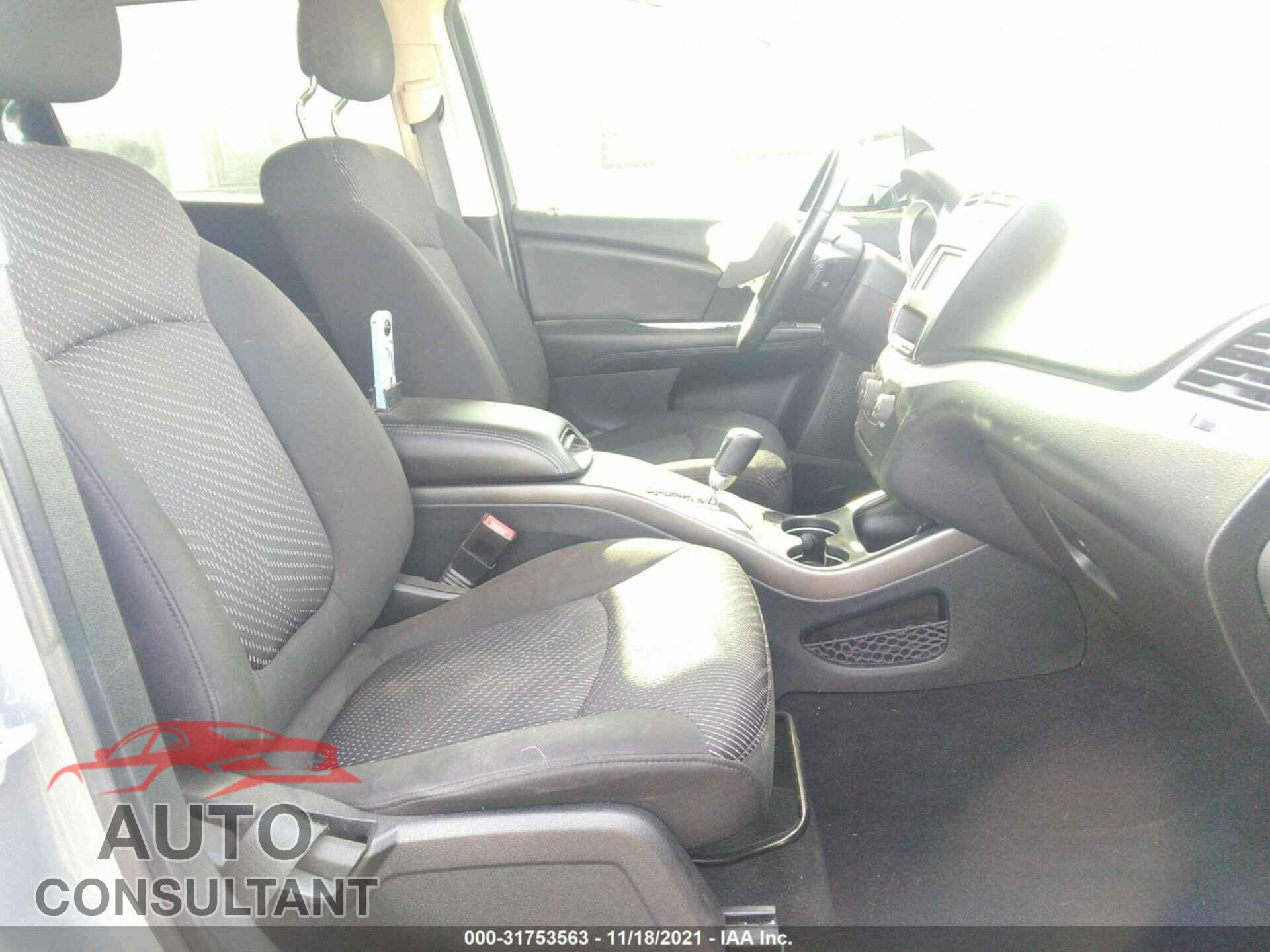 DODGE JOURNEY 2020 - 3C4PDCAB5LT262575