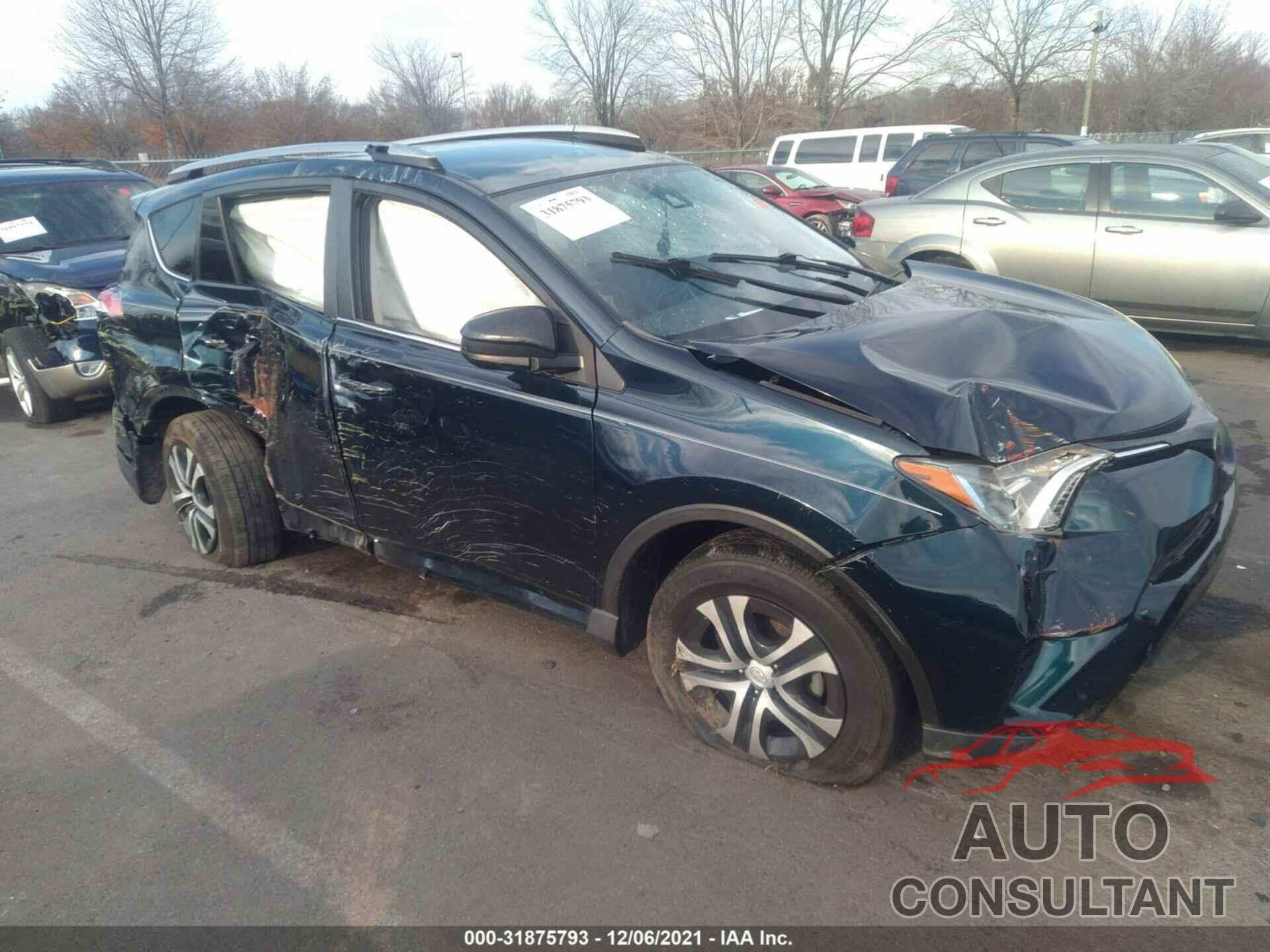 TOYOTA RAV4 2017 - JTMZFREV1HJ149554