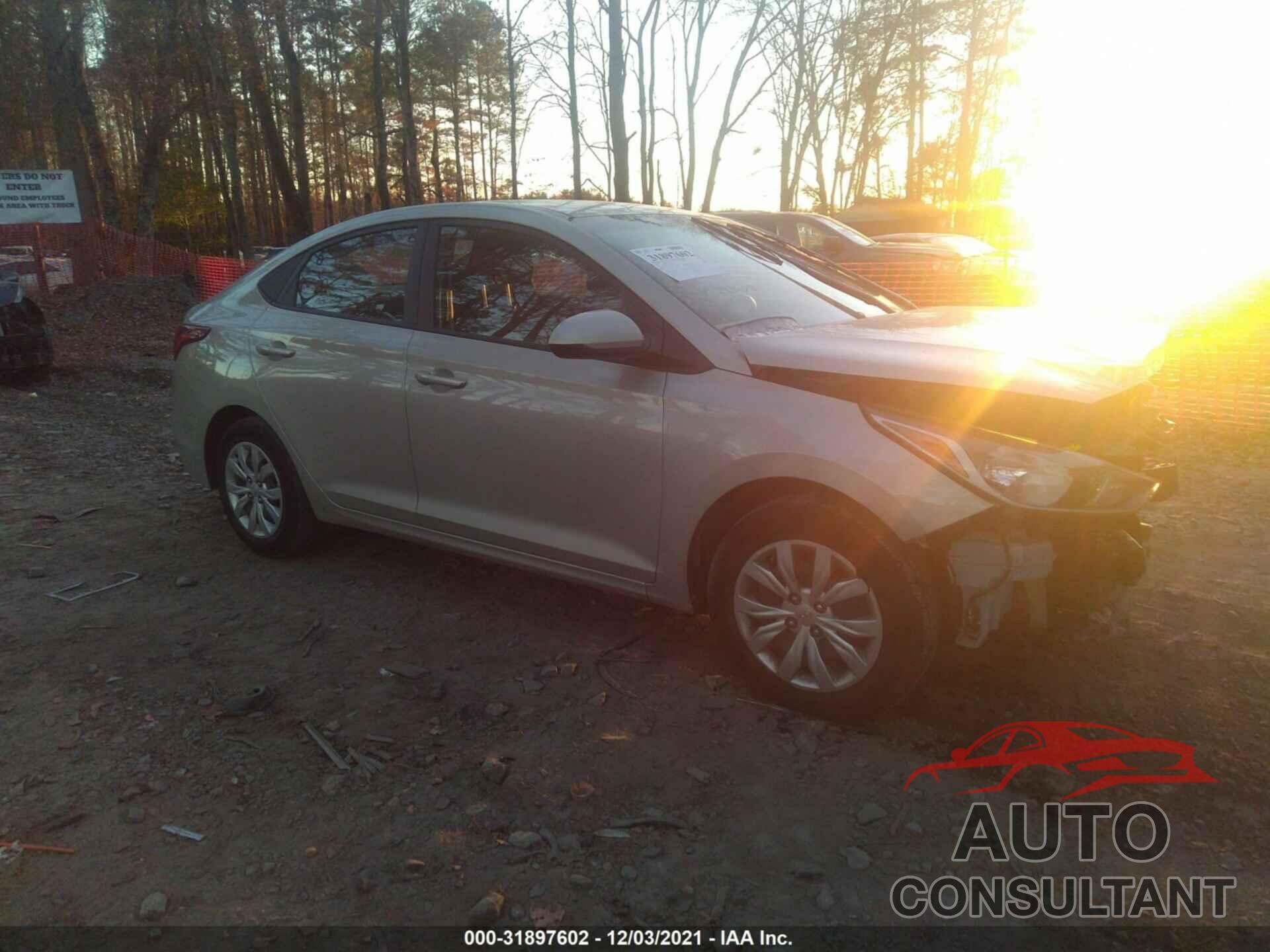 HYUNDAI ACCENT 2018 - 3KPC24A35JE029266