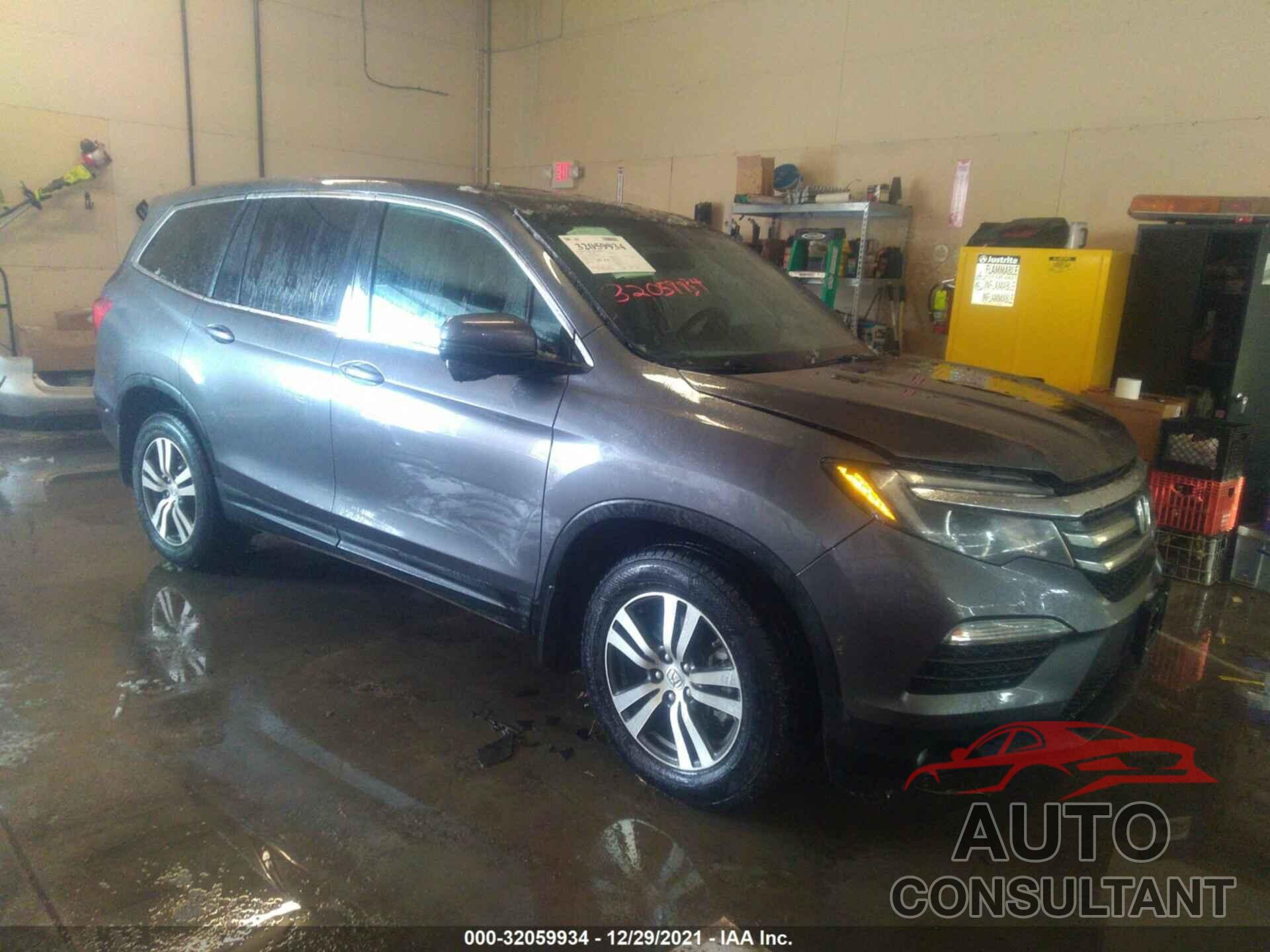 HONDA PILOT 2016 - 5FNYF6H32GB051868