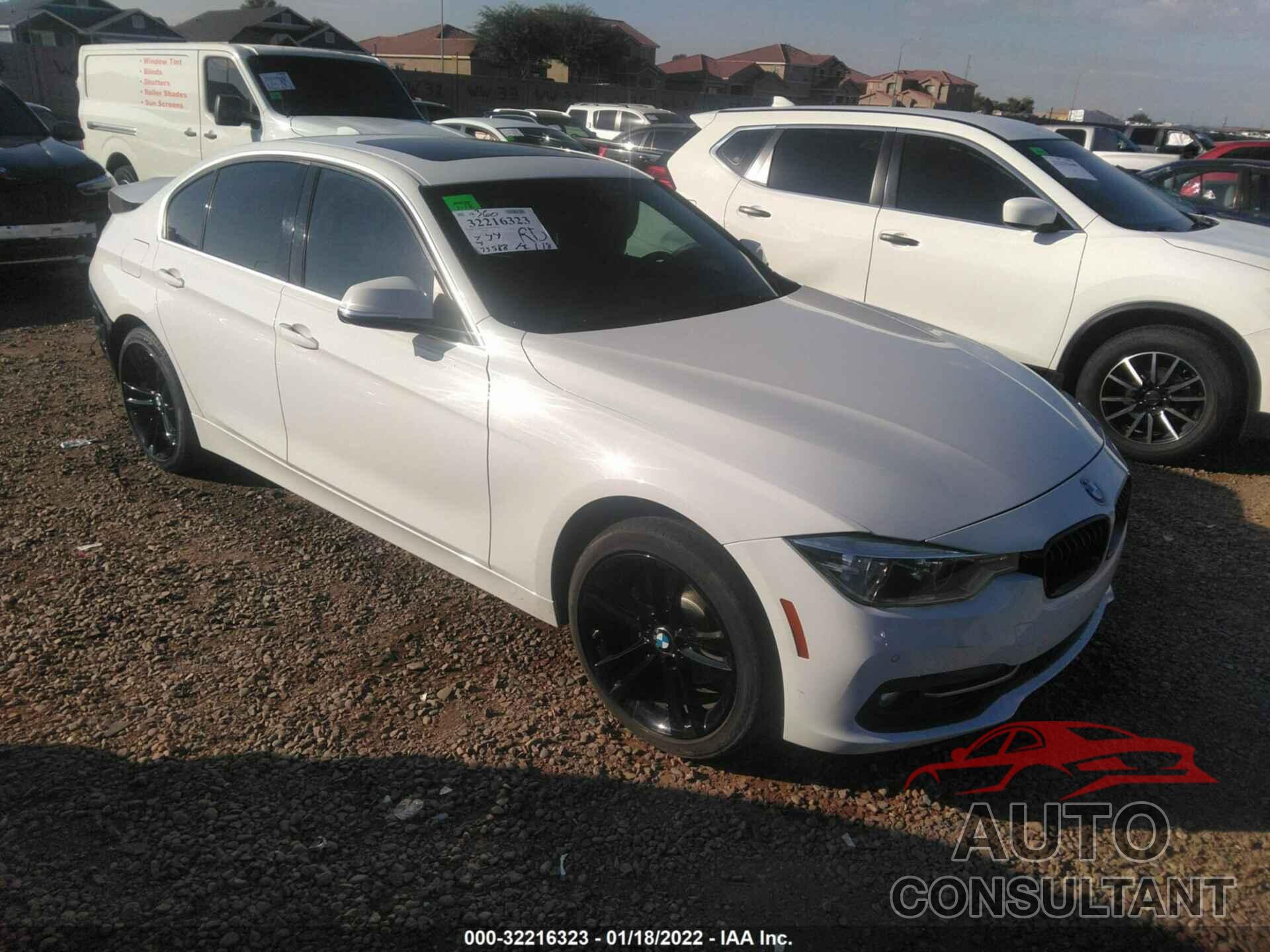 BMW 3 SERIES 2017 - WBA8B9G35HNU53446