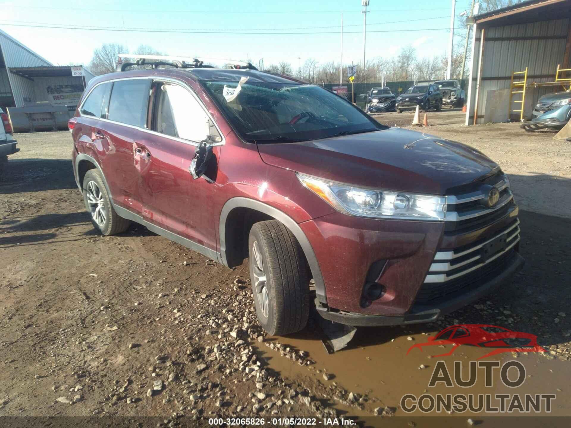 TOYOTA HIGHLANDER 2019 - 5TDZARFH6KS042355