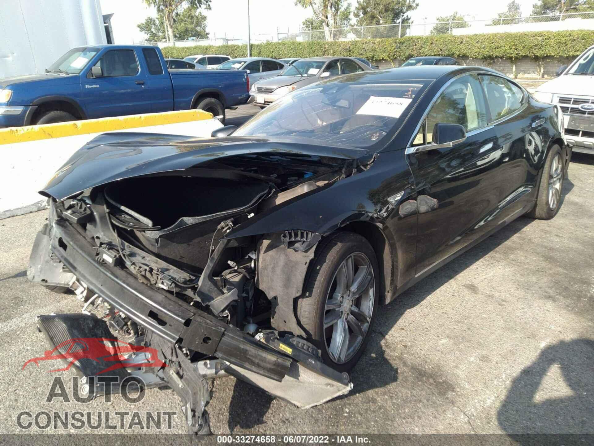 TESLA MODEL S 2016 - 5YJSA1E26GF121911