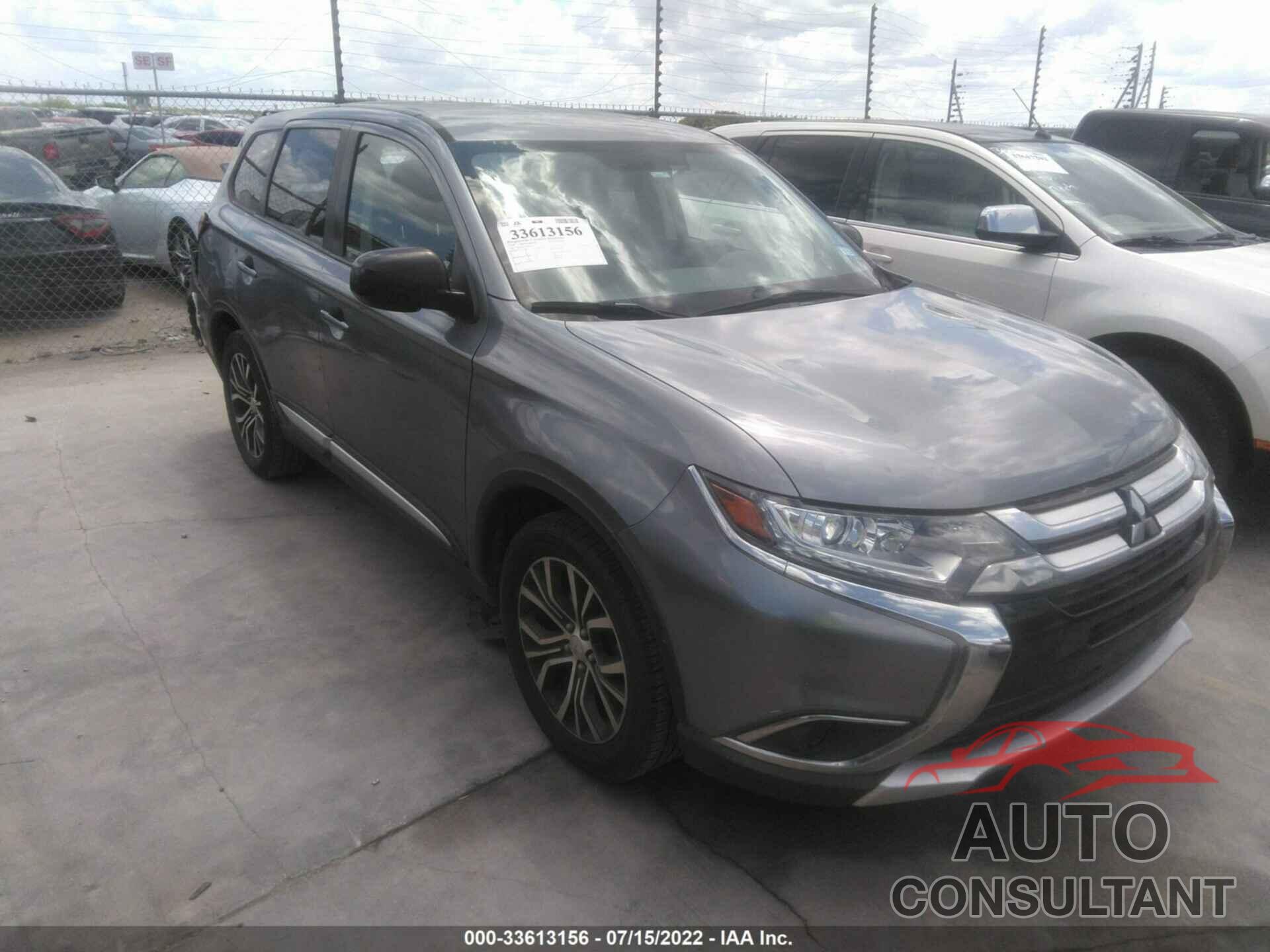 MITSUBISHI OUTLANDER 2018 - JA4AD2A35JJ004113