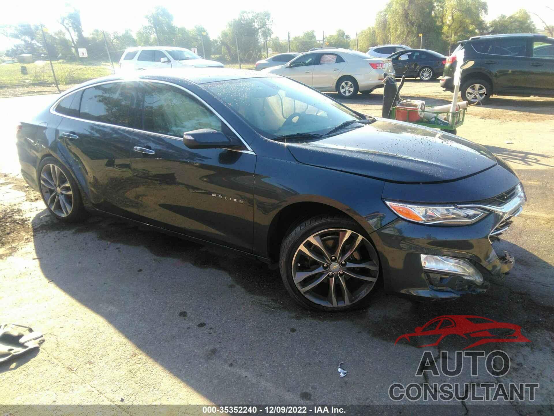 CHEVROLET MALIBU 2020 - 1G1ZE5SX9LF014411