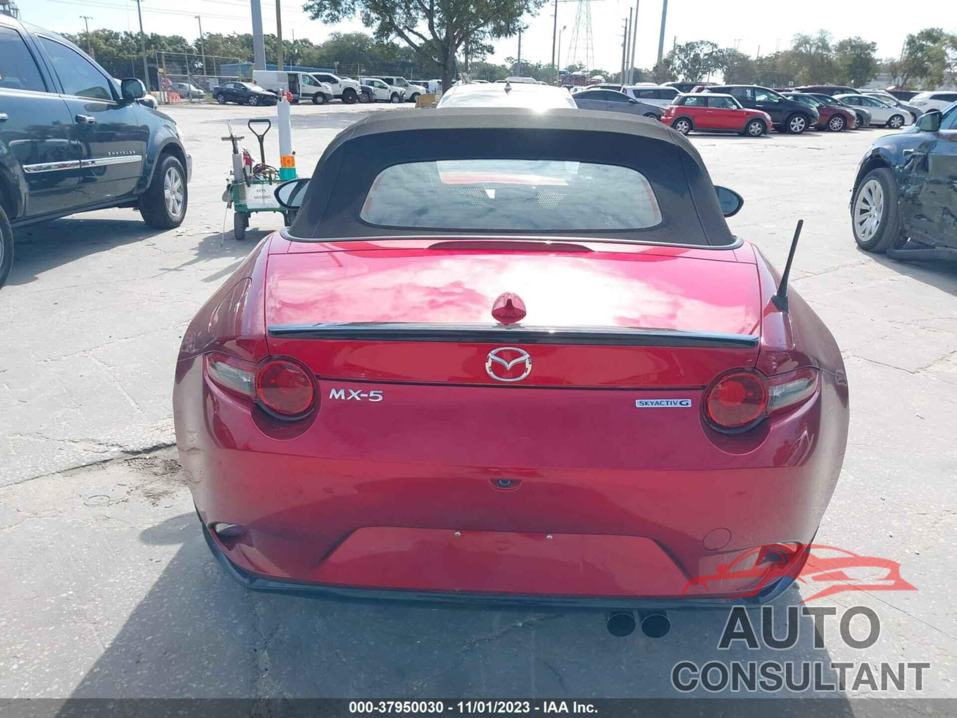 MAZDA MX-5 MIATA 2021 - JM1NDAD74M0451929