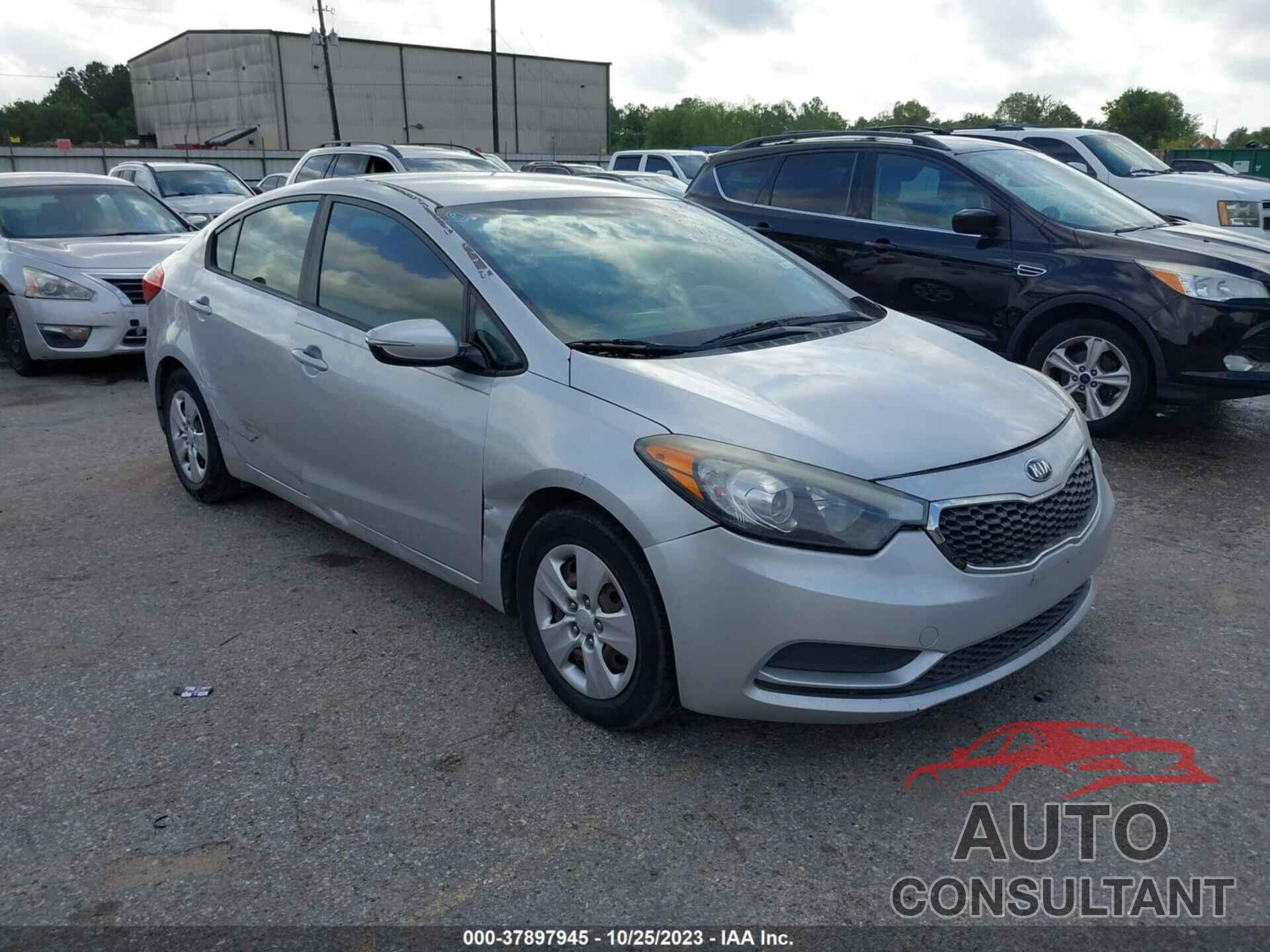 KIA FORTE 2016 - KNAFK4A61G5508518