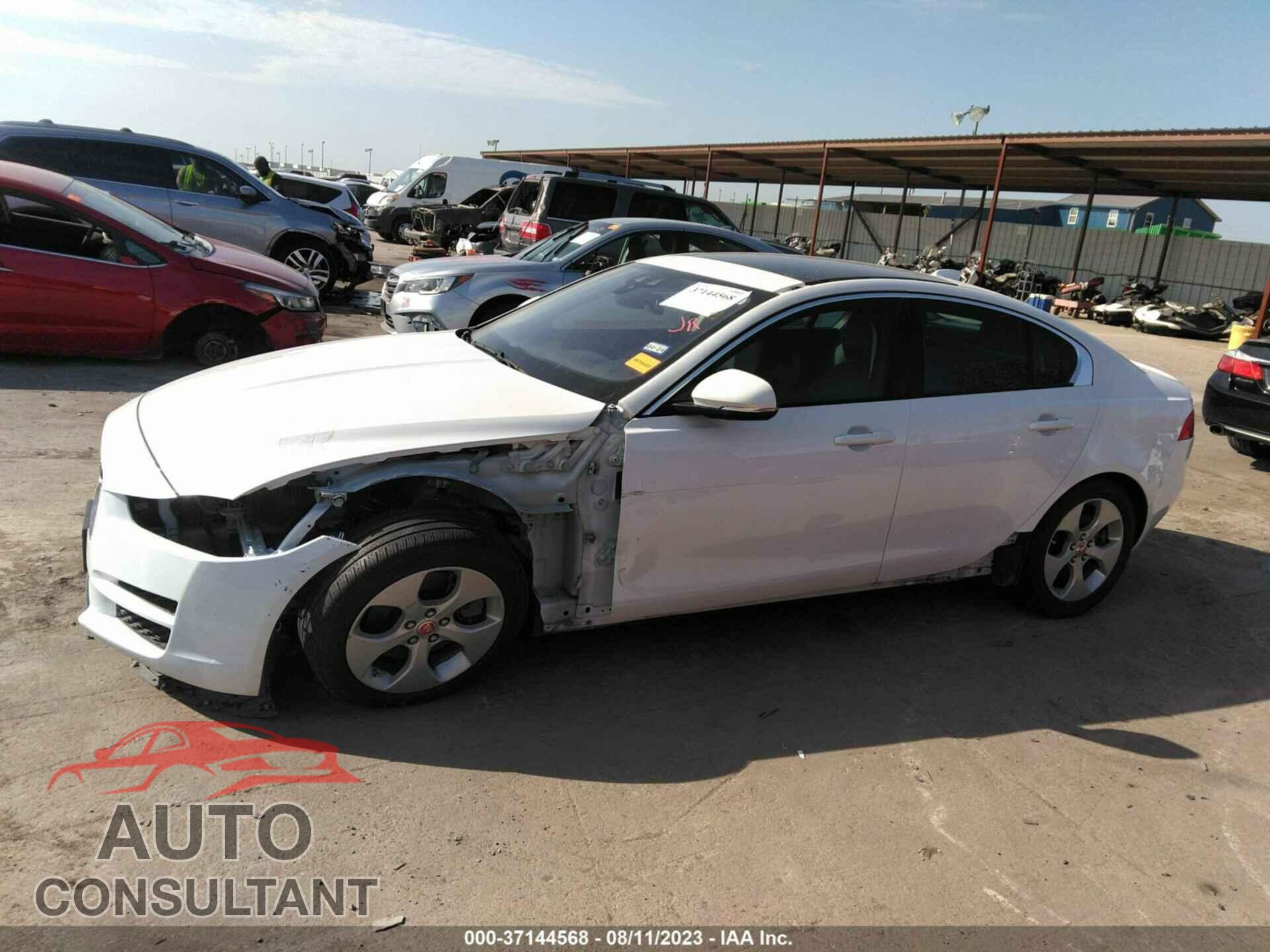 JAGUAR XE 2017 - SAJAR4BG5HA946985