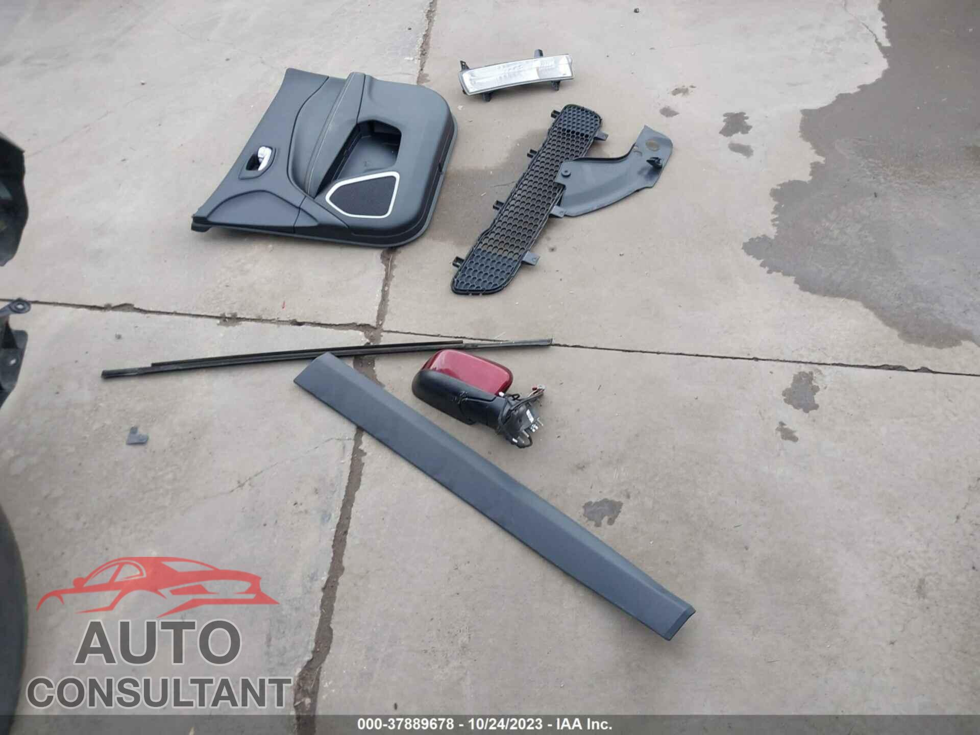 JEEP COMPASS 2020 - 3C4NJCBB8LT229861