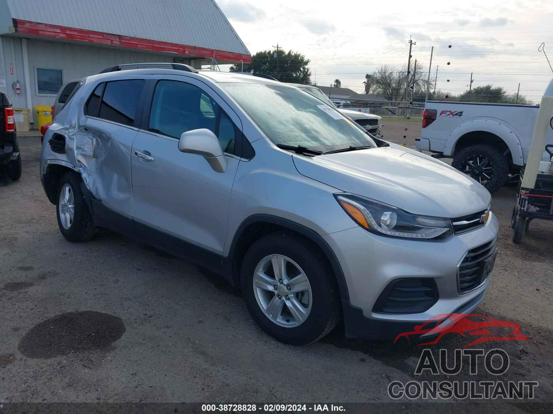 CHEVROLET TRAX 2018 - 3GNCJLSB1JL261417