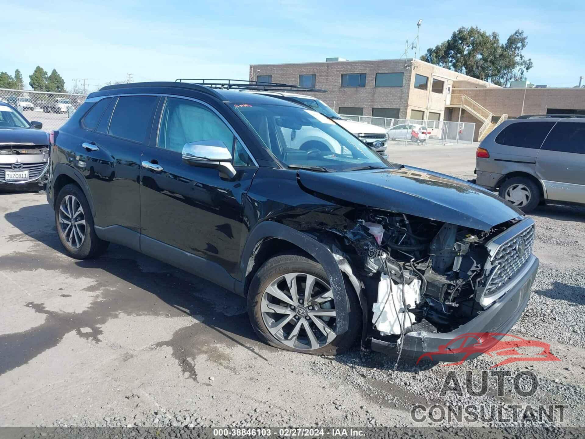 TOYOTA COROLLA CROSS 2022 - 7MUEAABG1NV023476