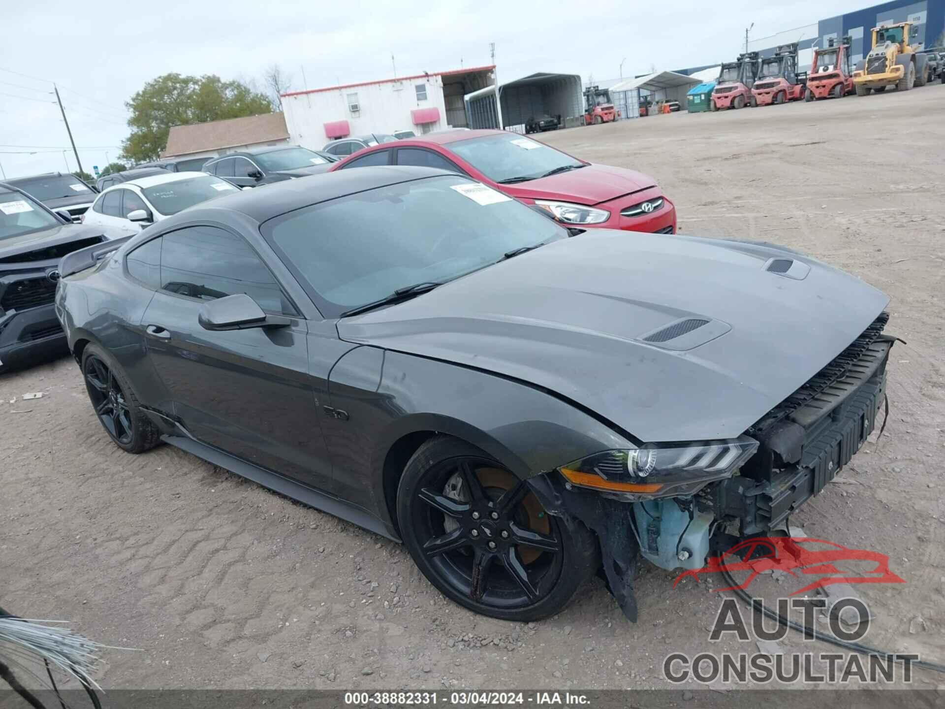 FORD MUSTANG 2019 - 1FA6P8CFXK5137978