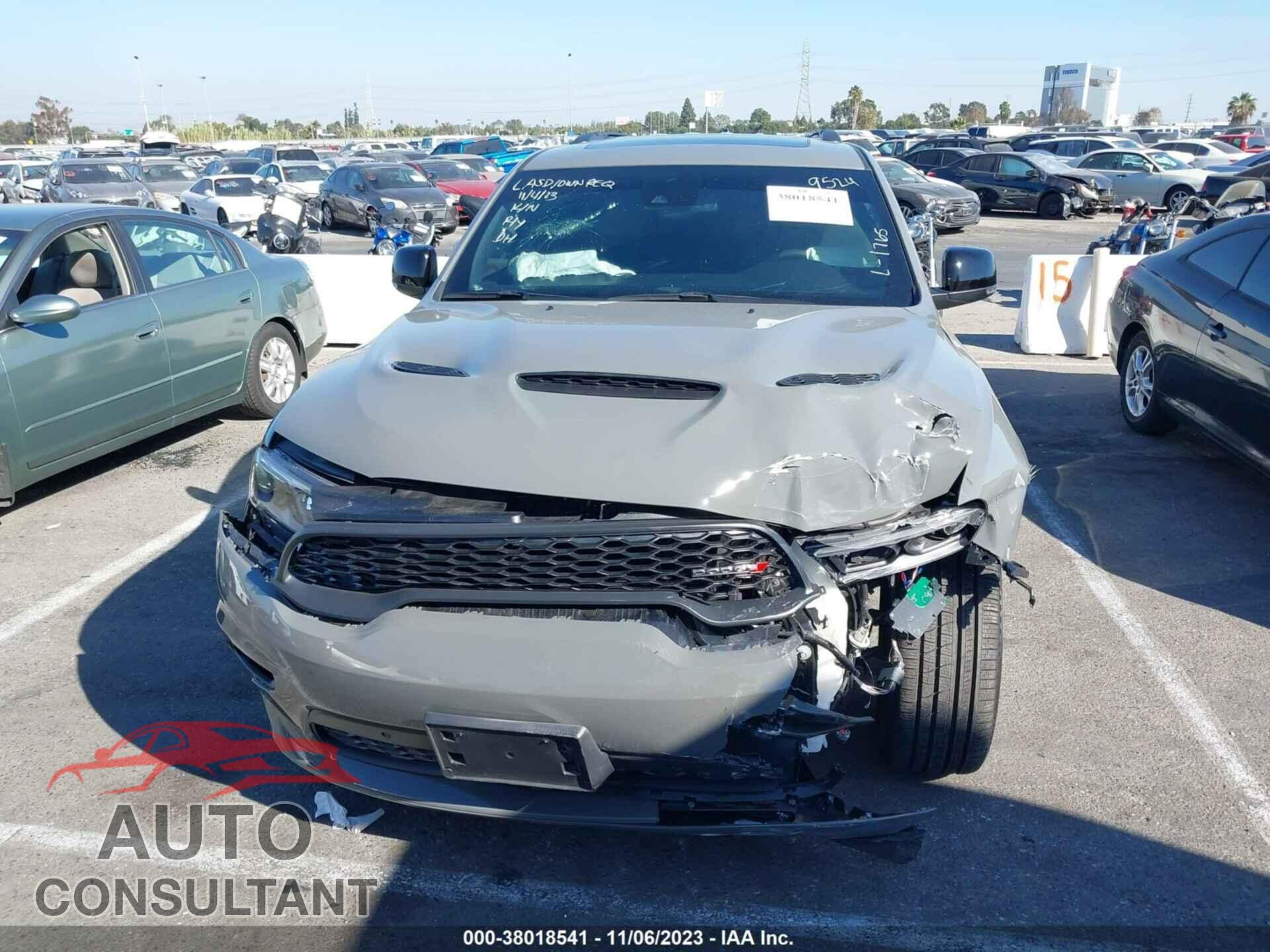 DODGE DURANGO 2023 - 1C4SDHCT3PC589524