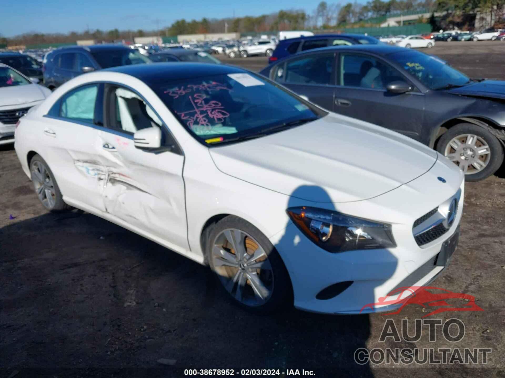 MERCEDES-BENZ CLA 250 2019 - WDDSJ4GB8KN727726