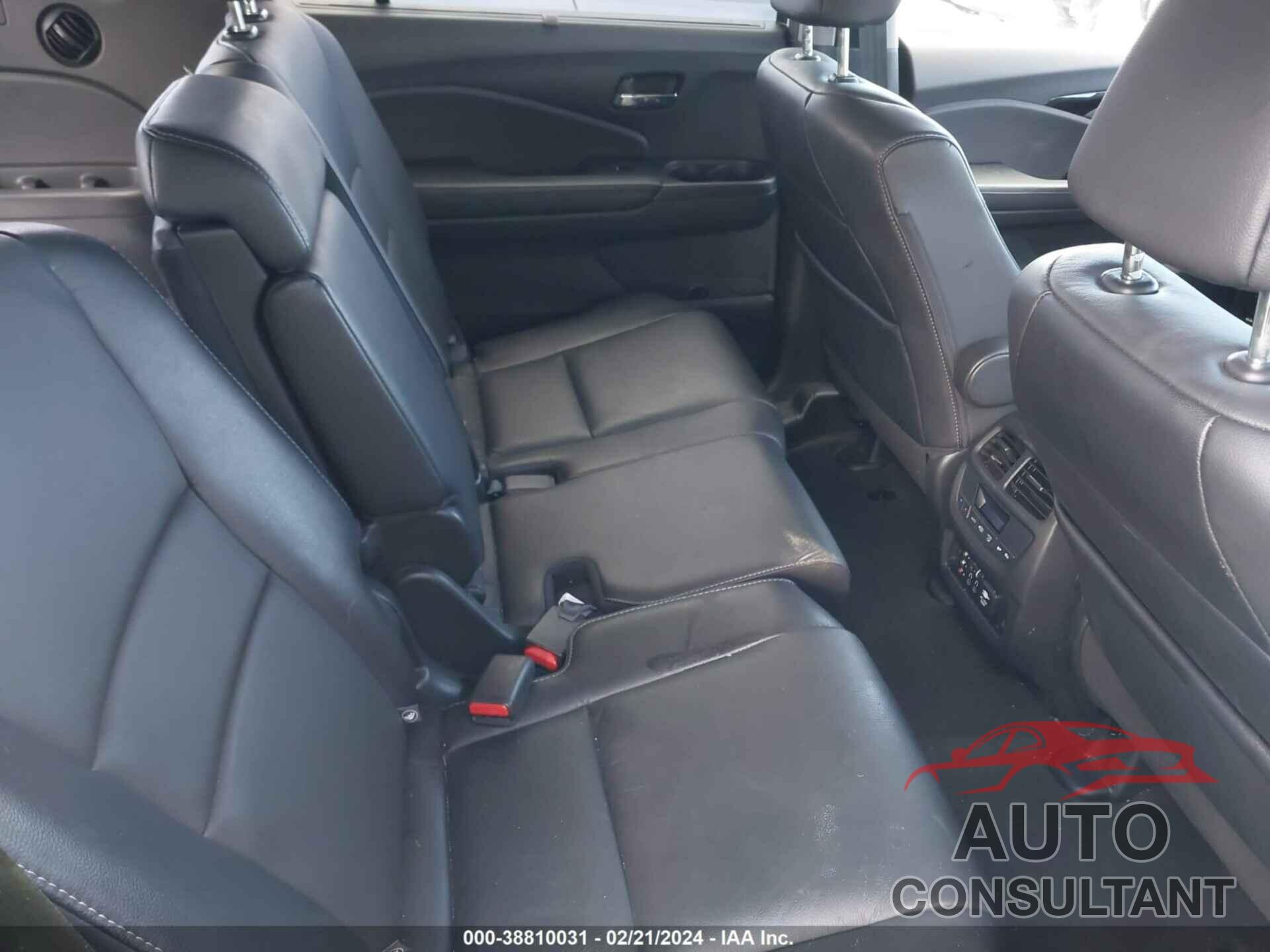 HONDA PILOT 2018 - 5FNYF6H93JB027980