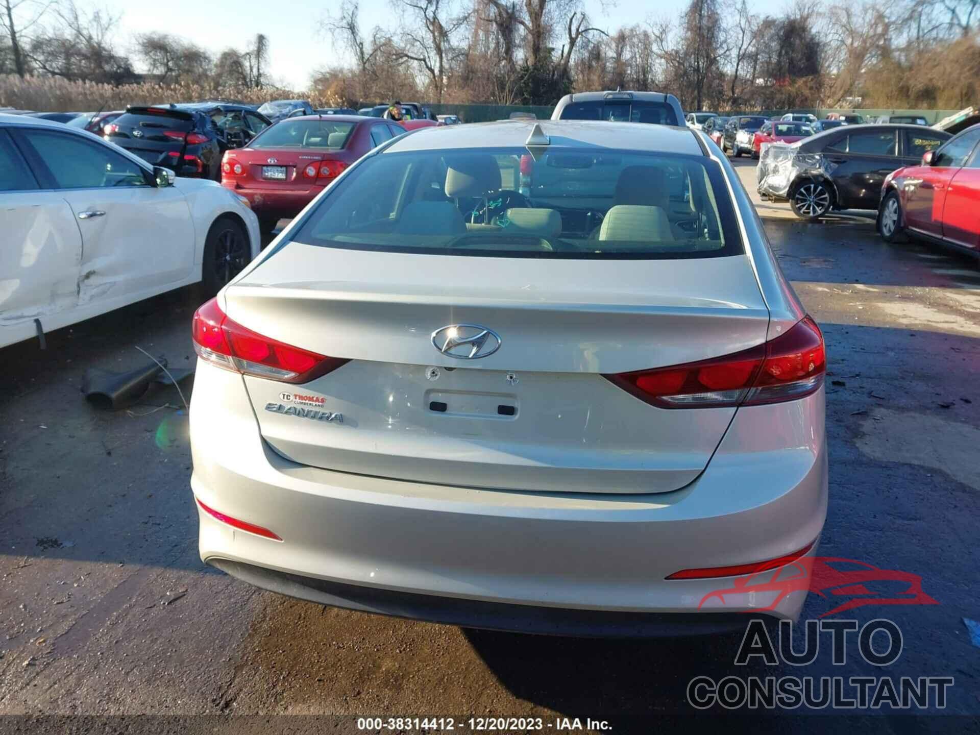 HYUNDAI ELANTRA 2018 - 5NPD84LFXJH270701