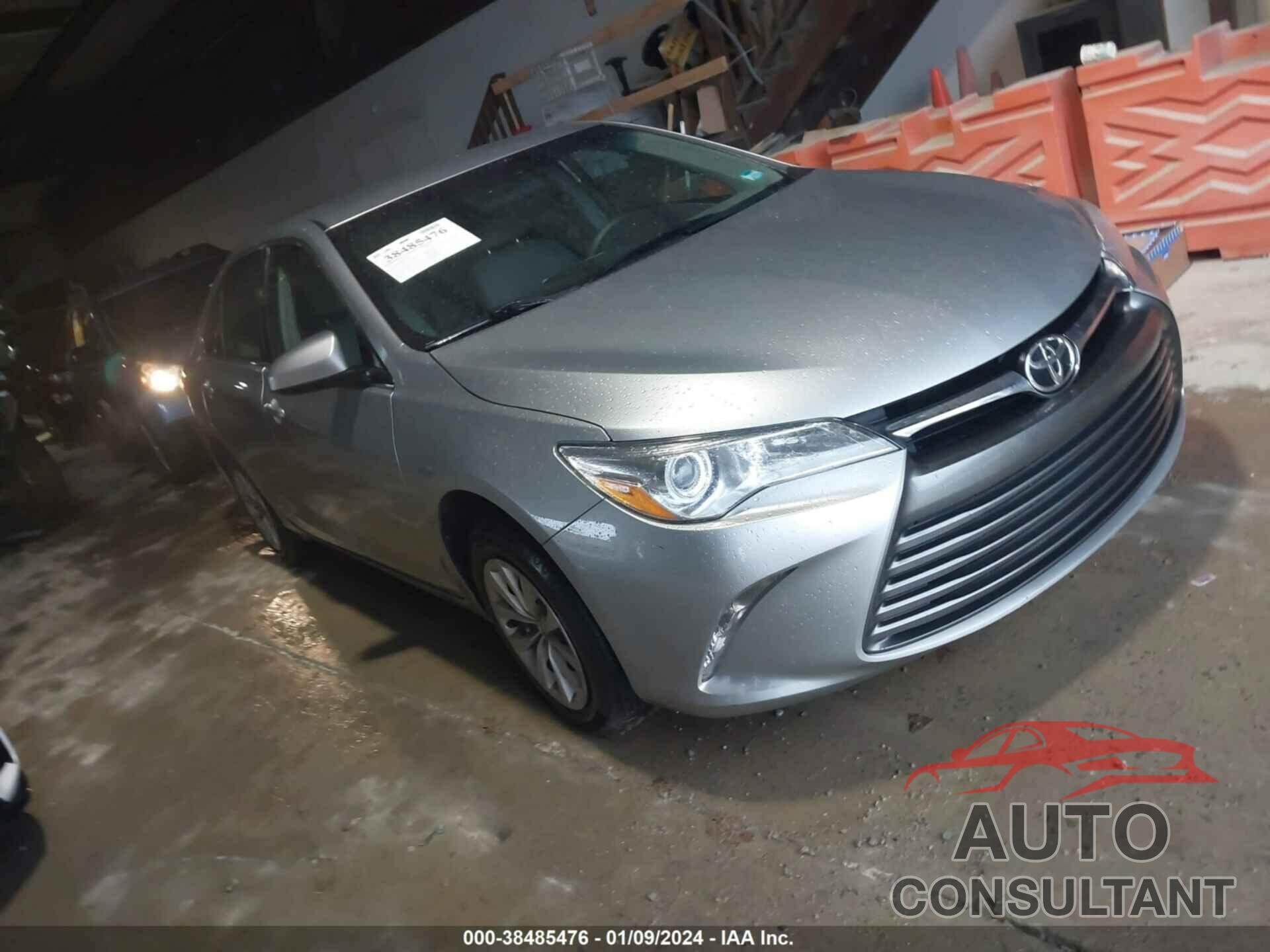 TOYOTA CAMRY 2016 - 4T4BF1FK5GR576175