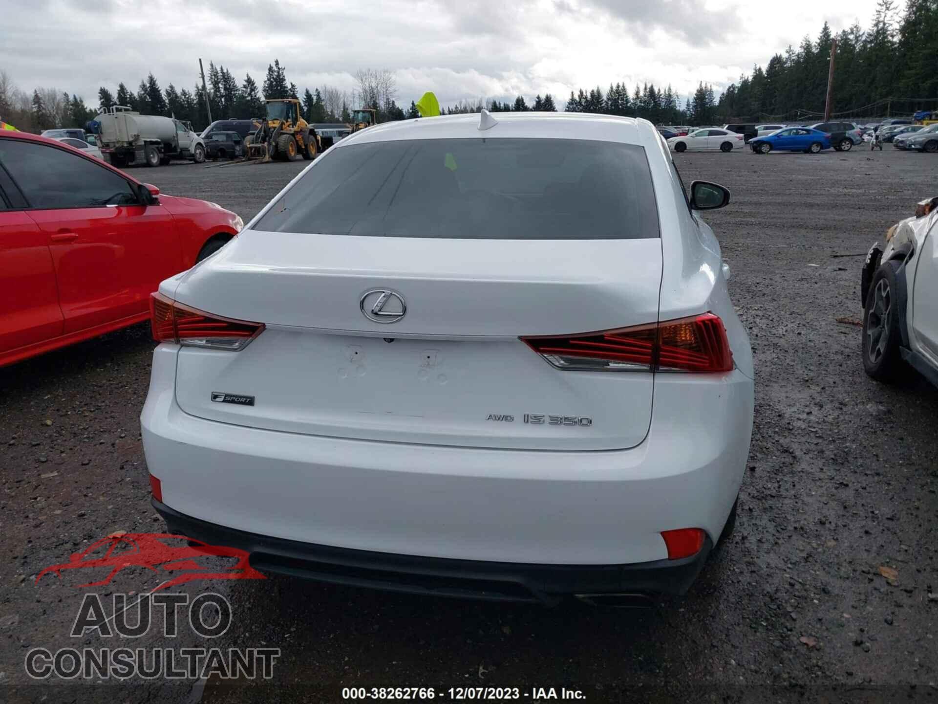 LEXUS IS 2017 - JTHCE1D20H5013635
