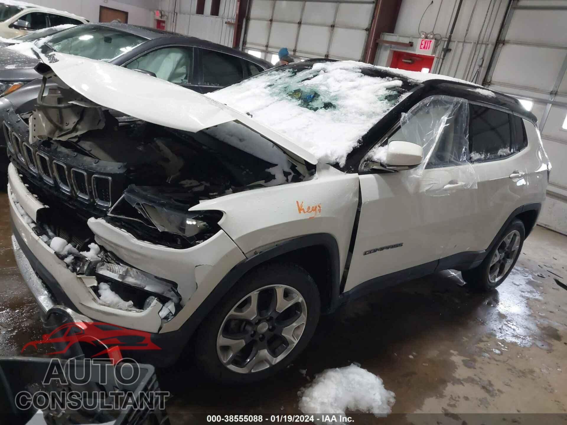 JEEP COMPASS 2020 - 3C4NJDCB5LT118303