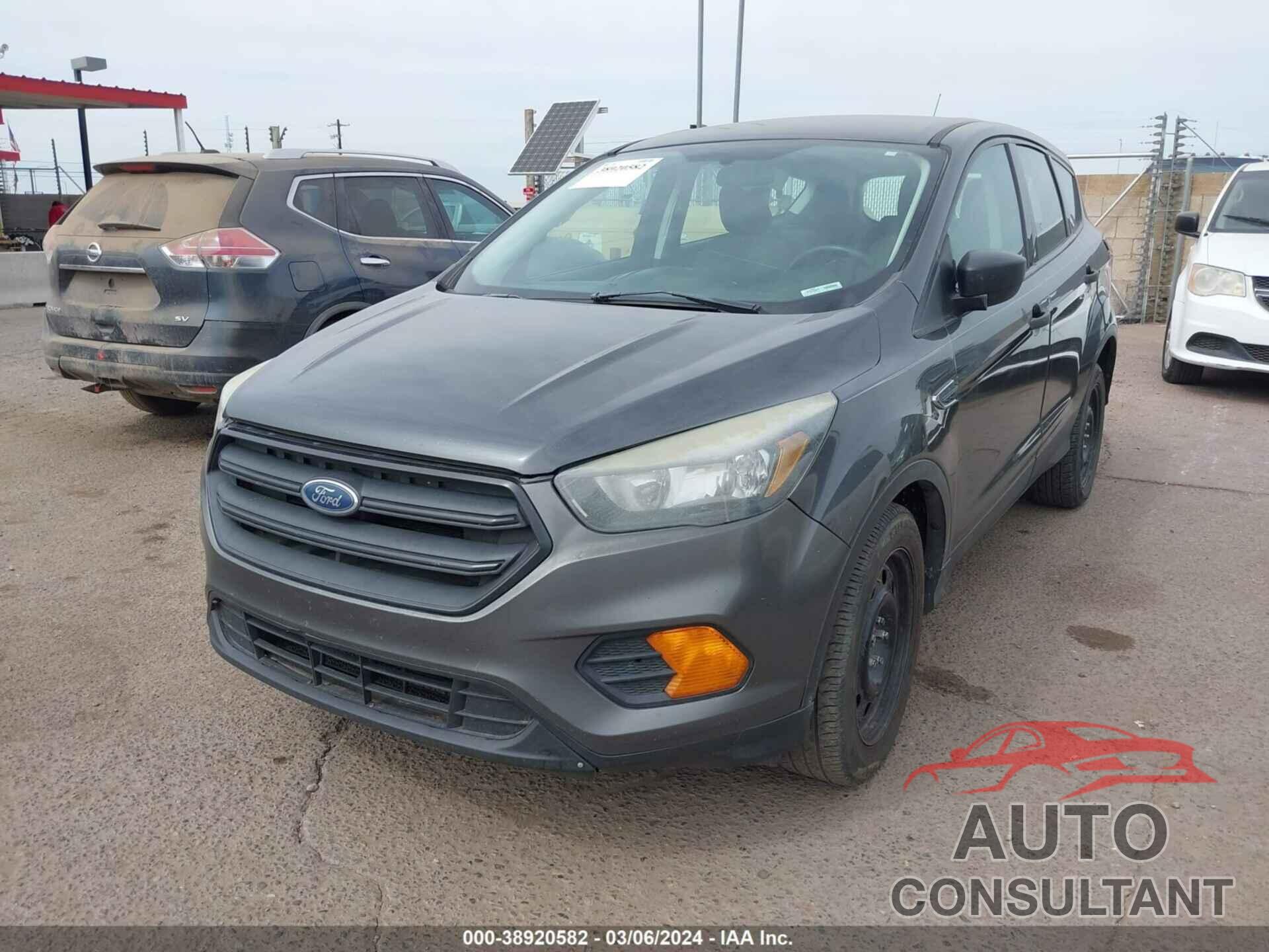 FORD ESCAPE 2018 - 1FMCU0F73JUA22733