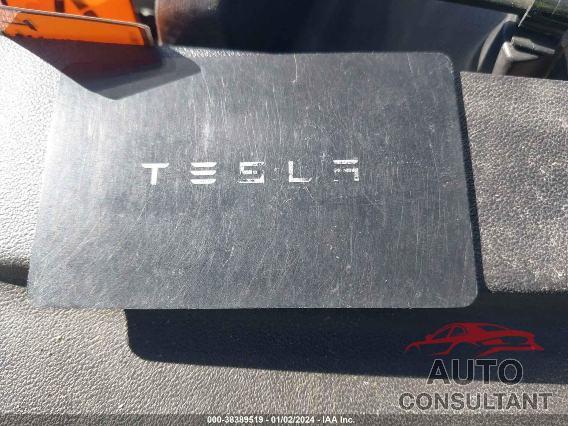 TESLA MODEL 3 2018 - 5YJ3E1EB5JF088559