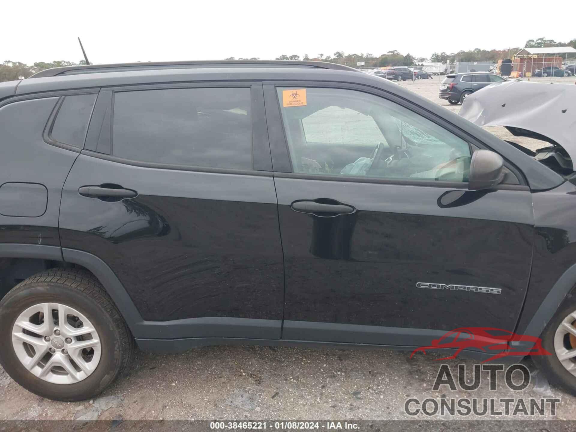 JEEP COMPASS 2018 - 3C4NJCAB4JT488958