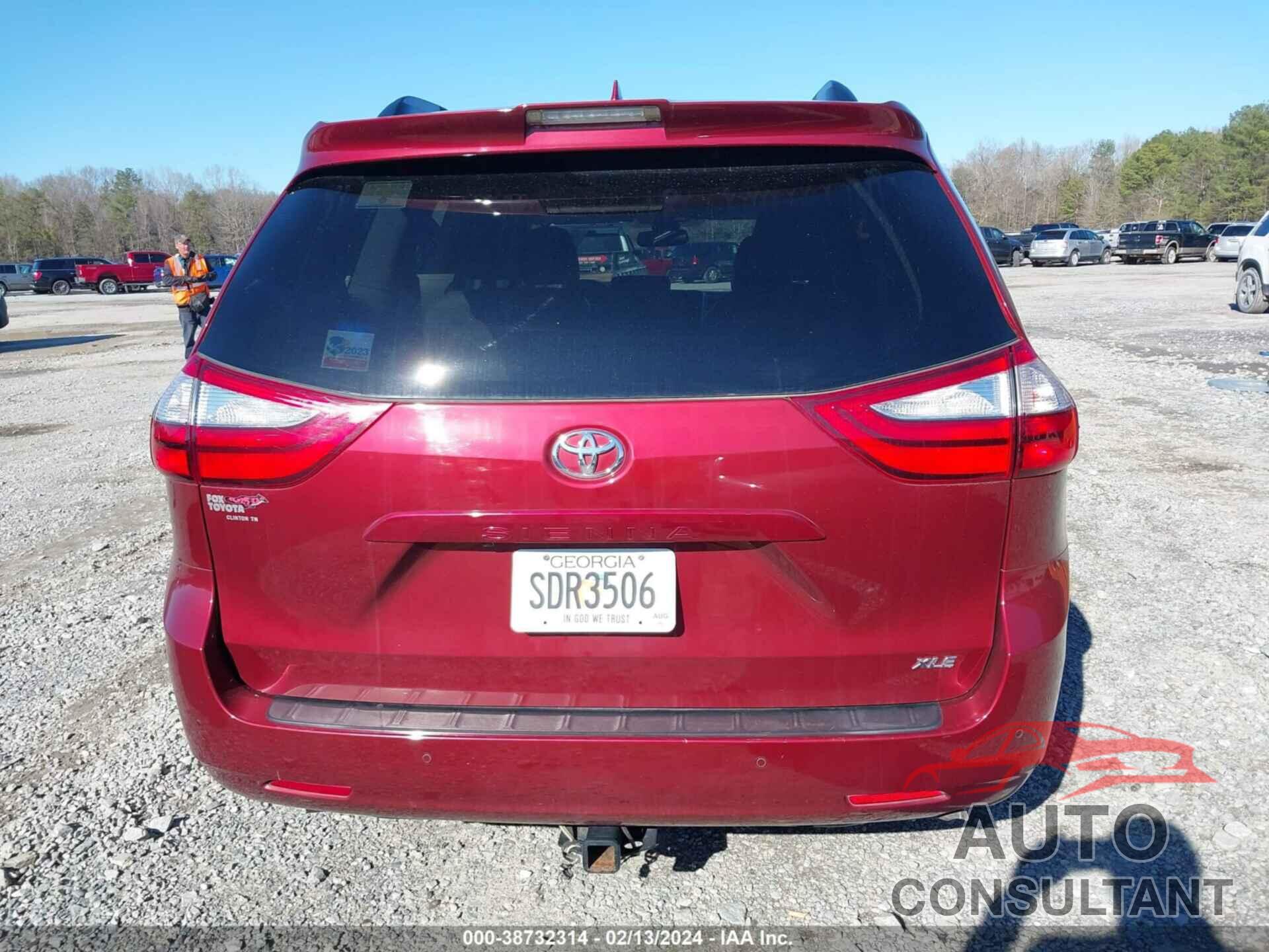 TOYOTA SIENNA 2019 - 5TDYZ3DC0KS020005